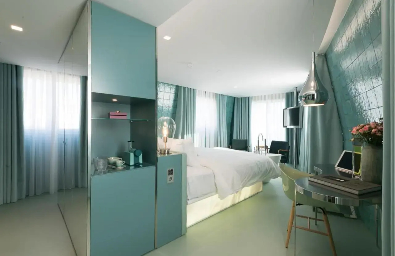 WC by The Beautique Hotels