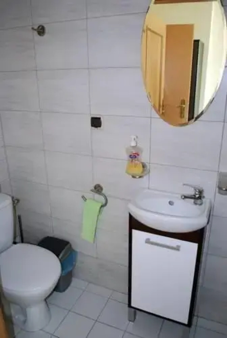 Bed-Breakfast by Tina