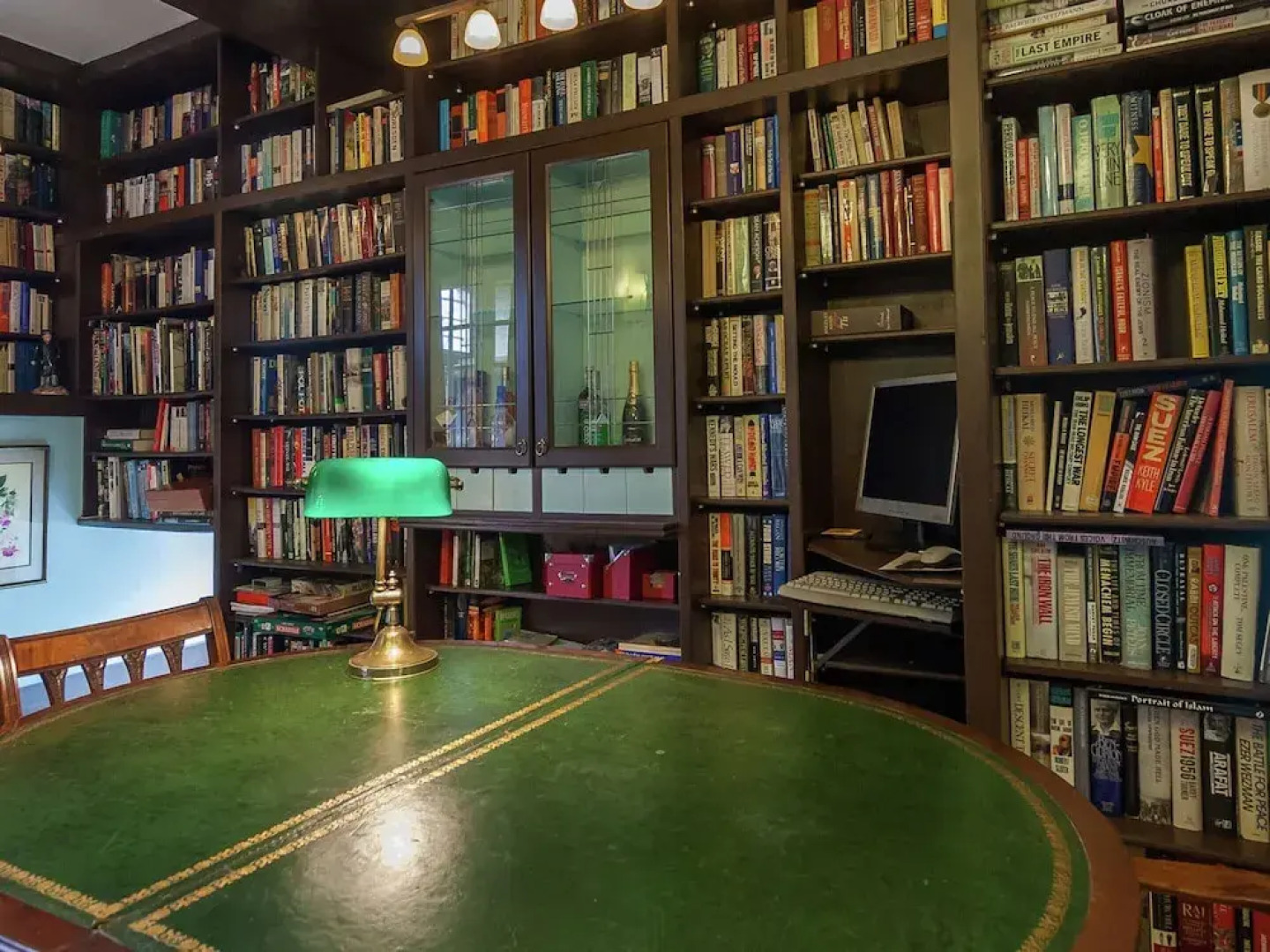 Spacious House With Heated Pool and Sauna