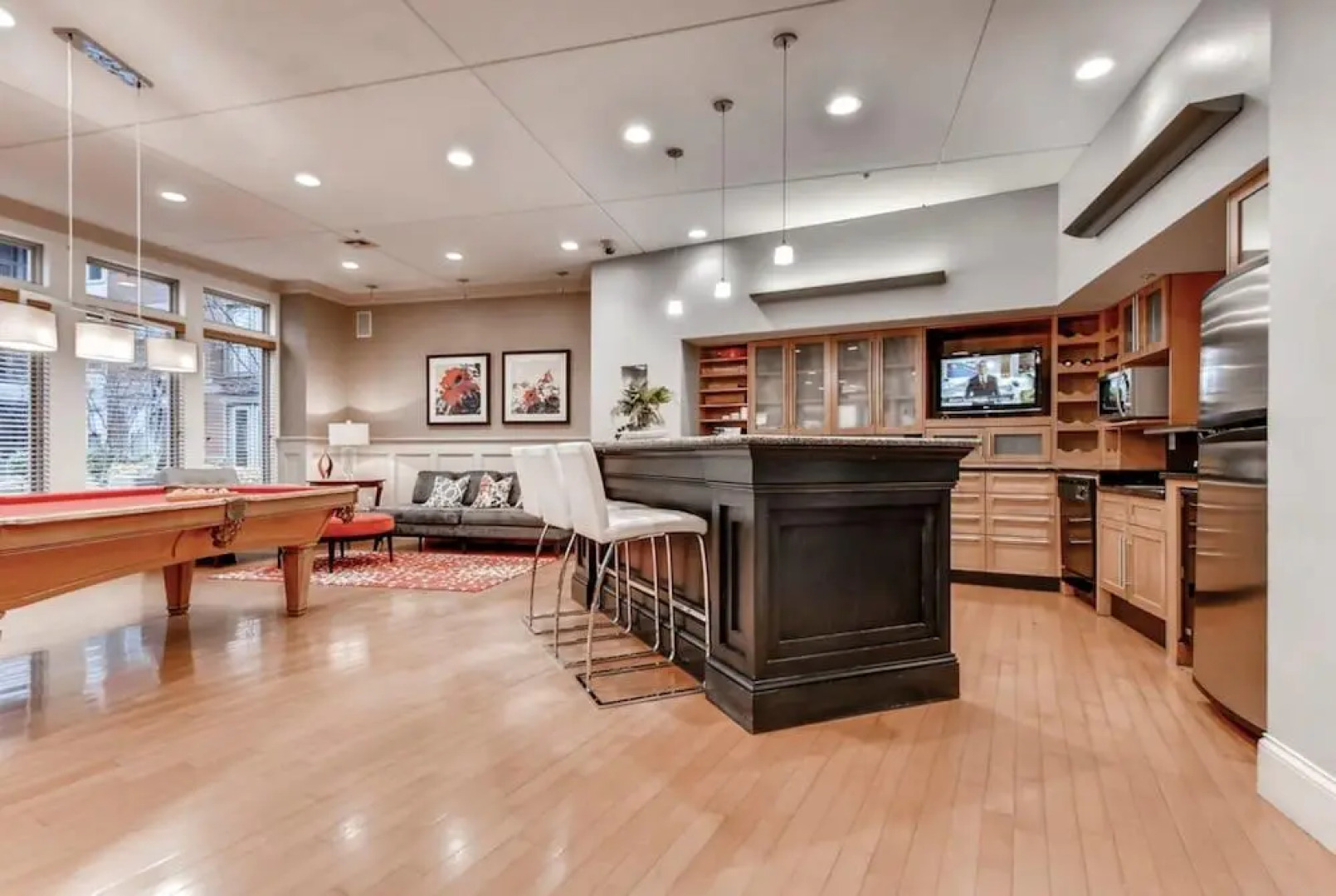 Bluebird Suites in Downtown Providence