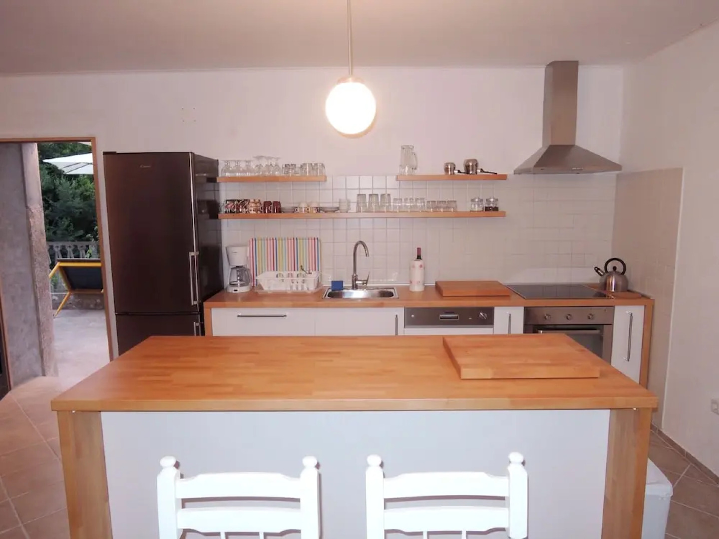 Apartment Pink Mimosa