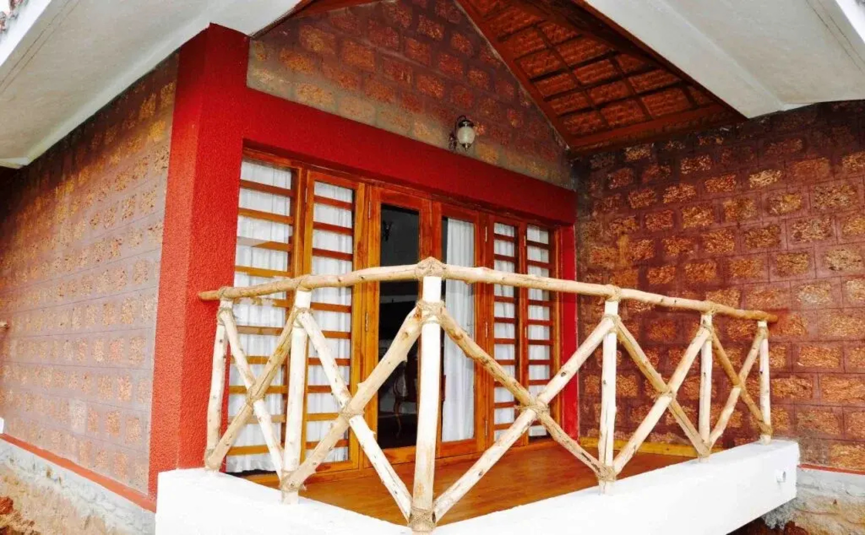 Hanging Huts Resort - Kotagiri