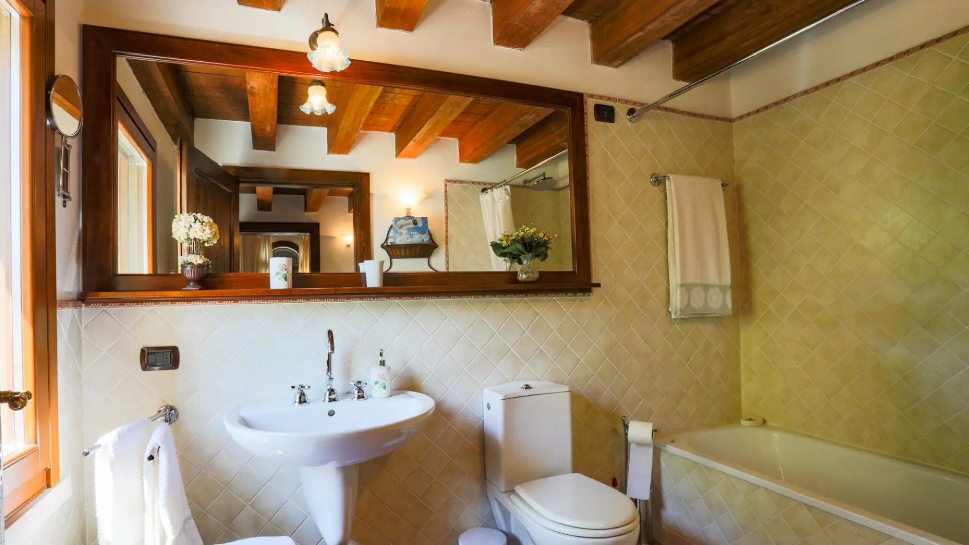 Vr-c943-fond0at - Torre dei Malaspina 6 1