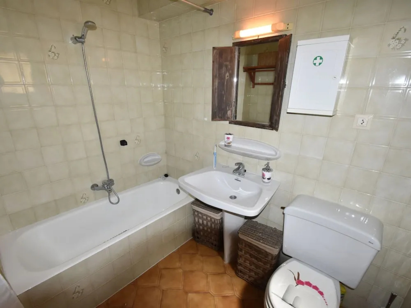 Coastal Villa Near Beaches