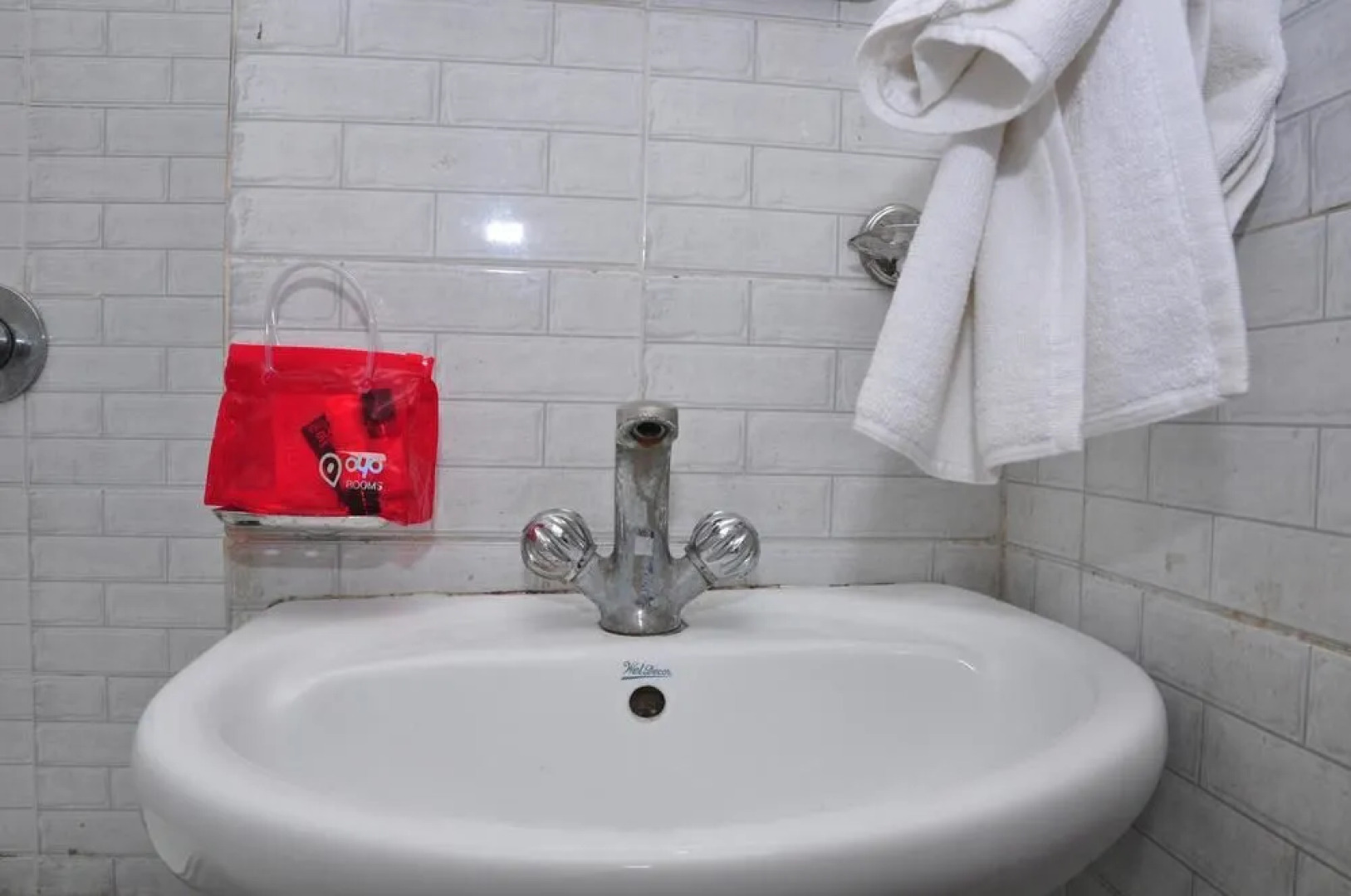 OYO Rooms Queens Road Near OBC Bank