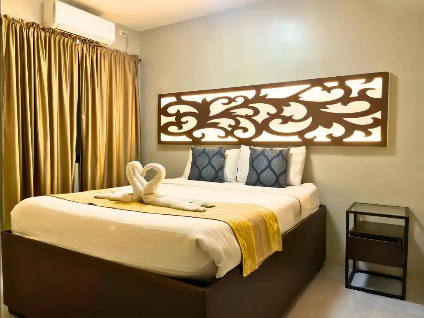 Oyo 498 Algers Suites