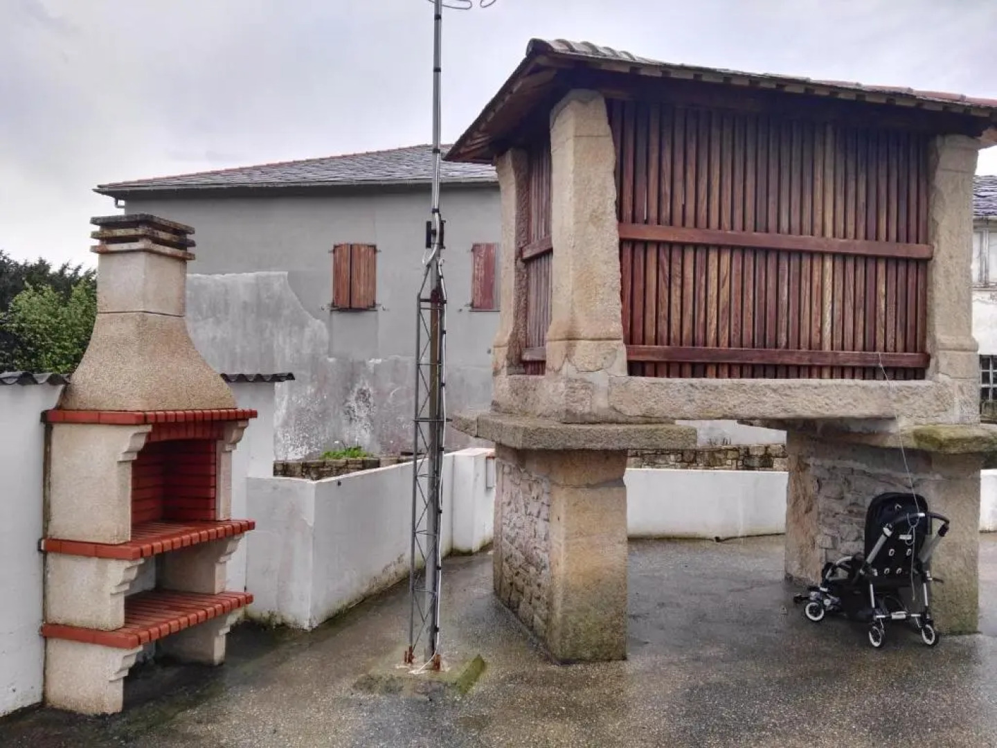 EnSAN CIPRIAN CASA DEL HÓRREO