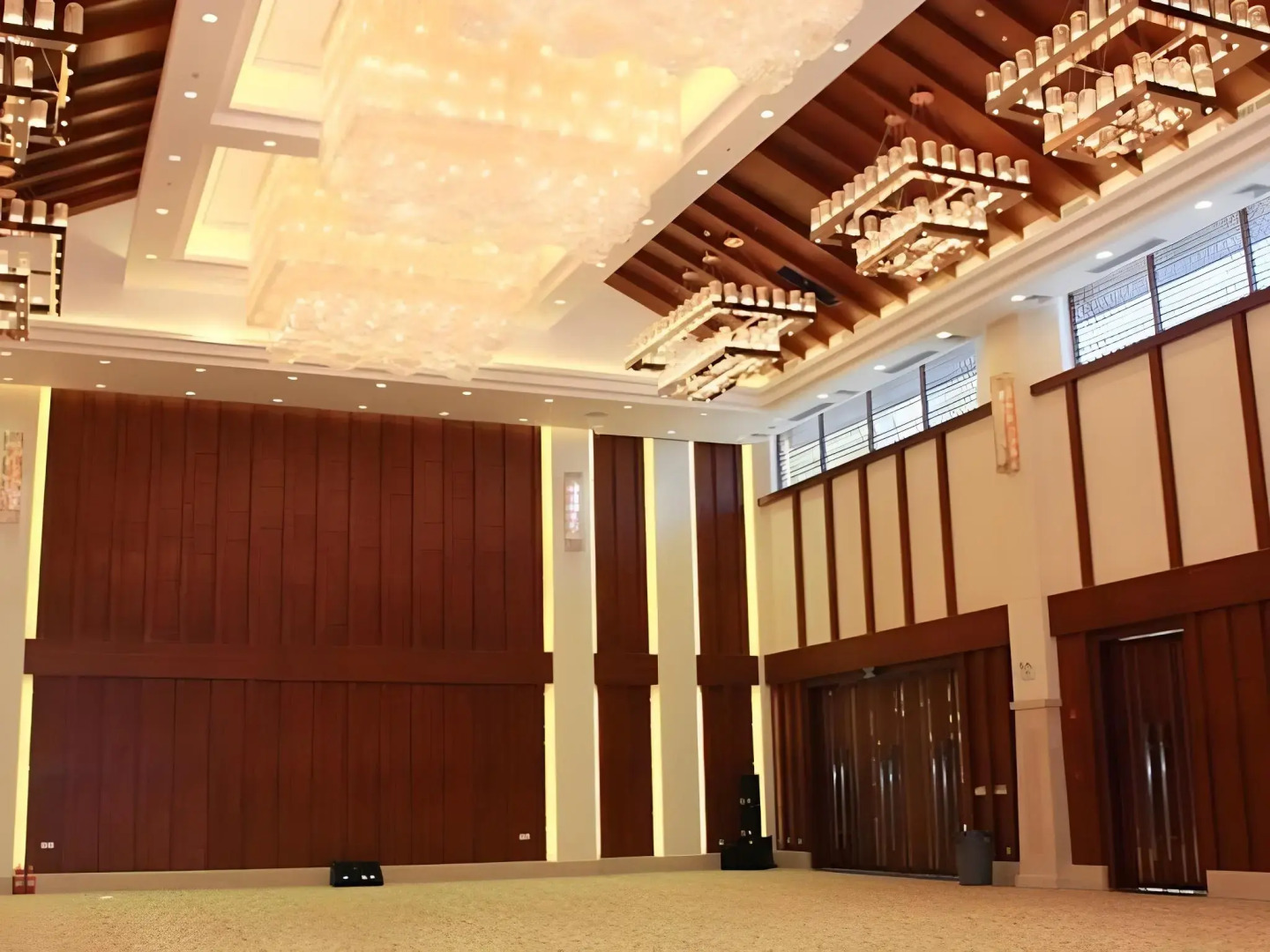 Wuzhishan Yatai Rainforest Resort Hotel