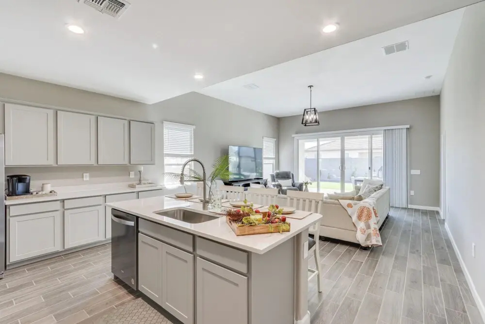 Maricopa Home w/ Yard - 1 Mi to Harrahs Casino!