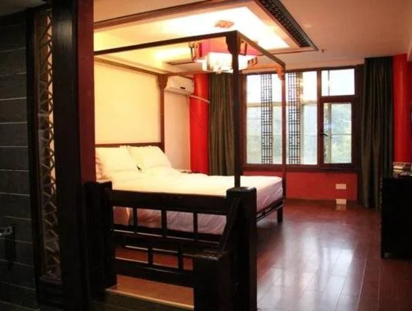 Nanjing Xinzhilv Garden Hotel