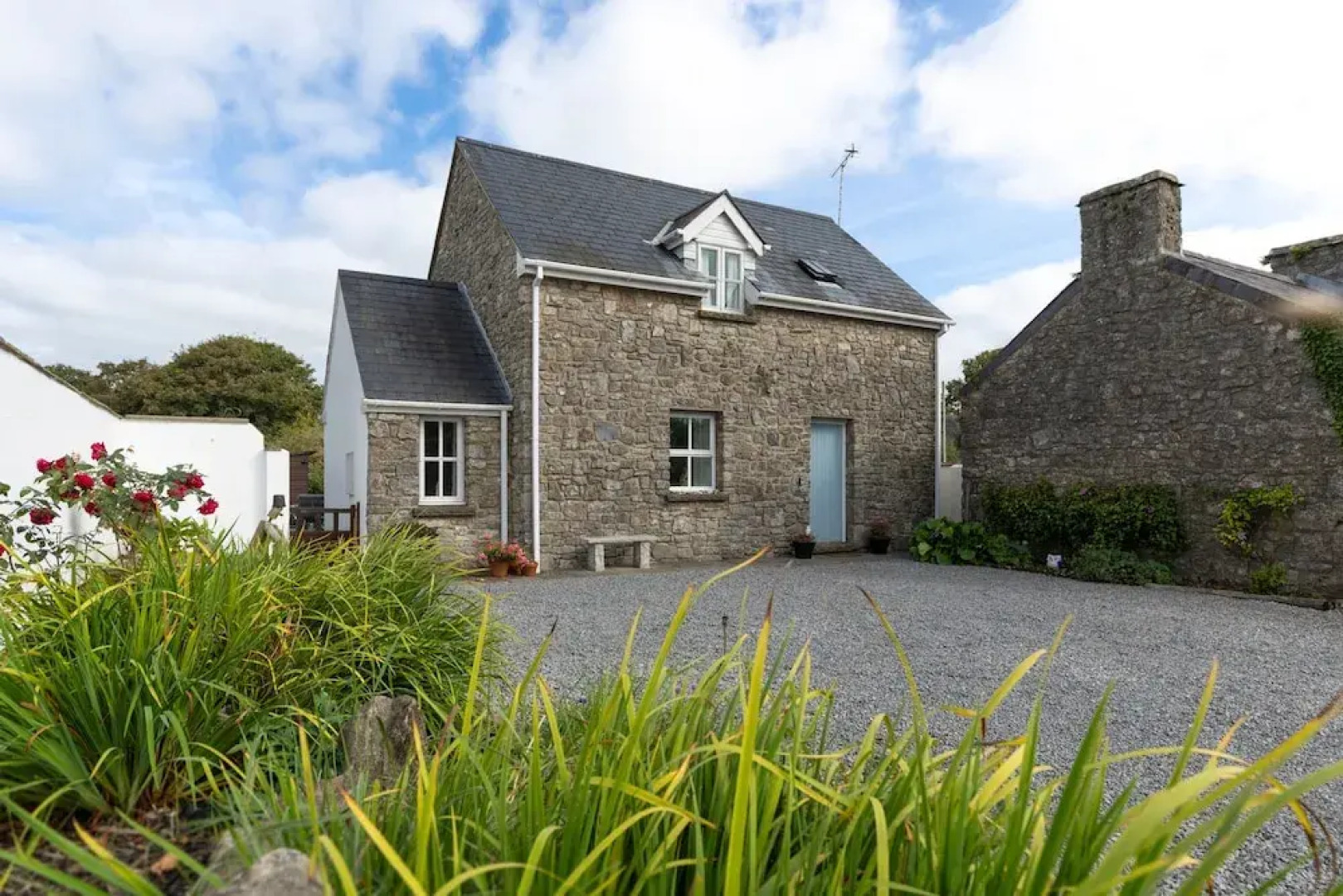 Two Hoots - Peaceful Cottage Rural Views