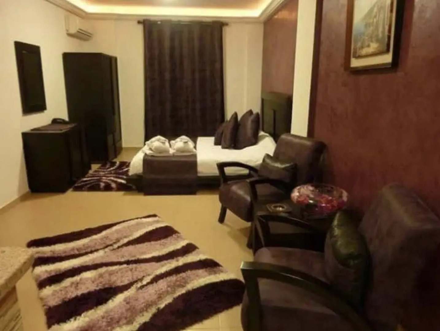 Kingdom Suite Hotel
