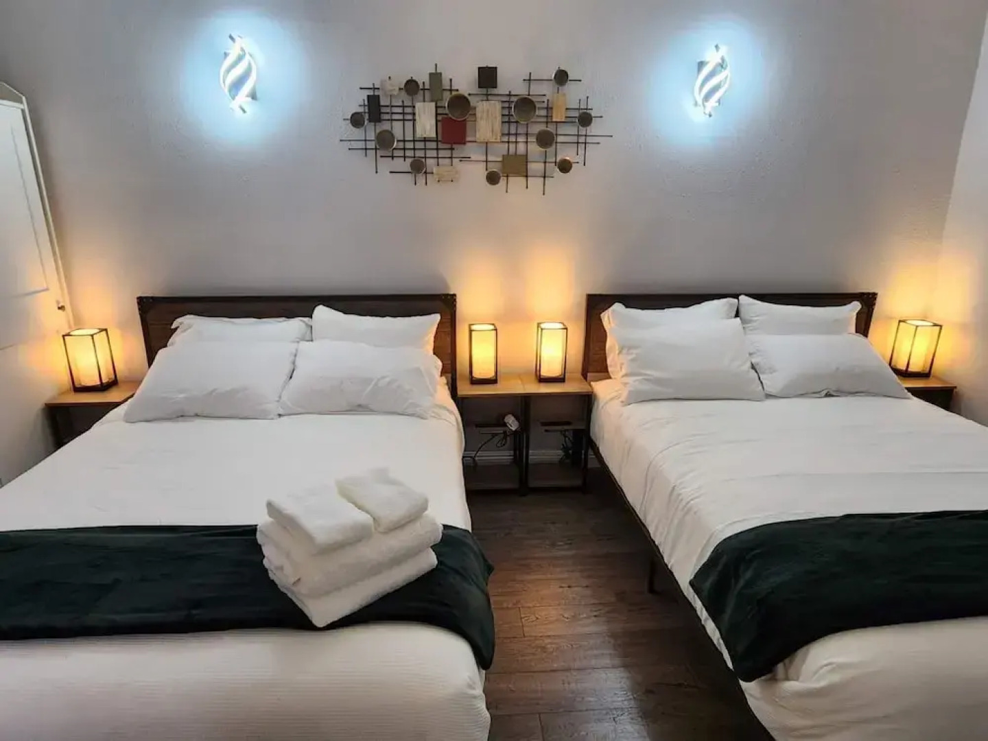 Monterey Park Retreat Spectacular Views Comfort