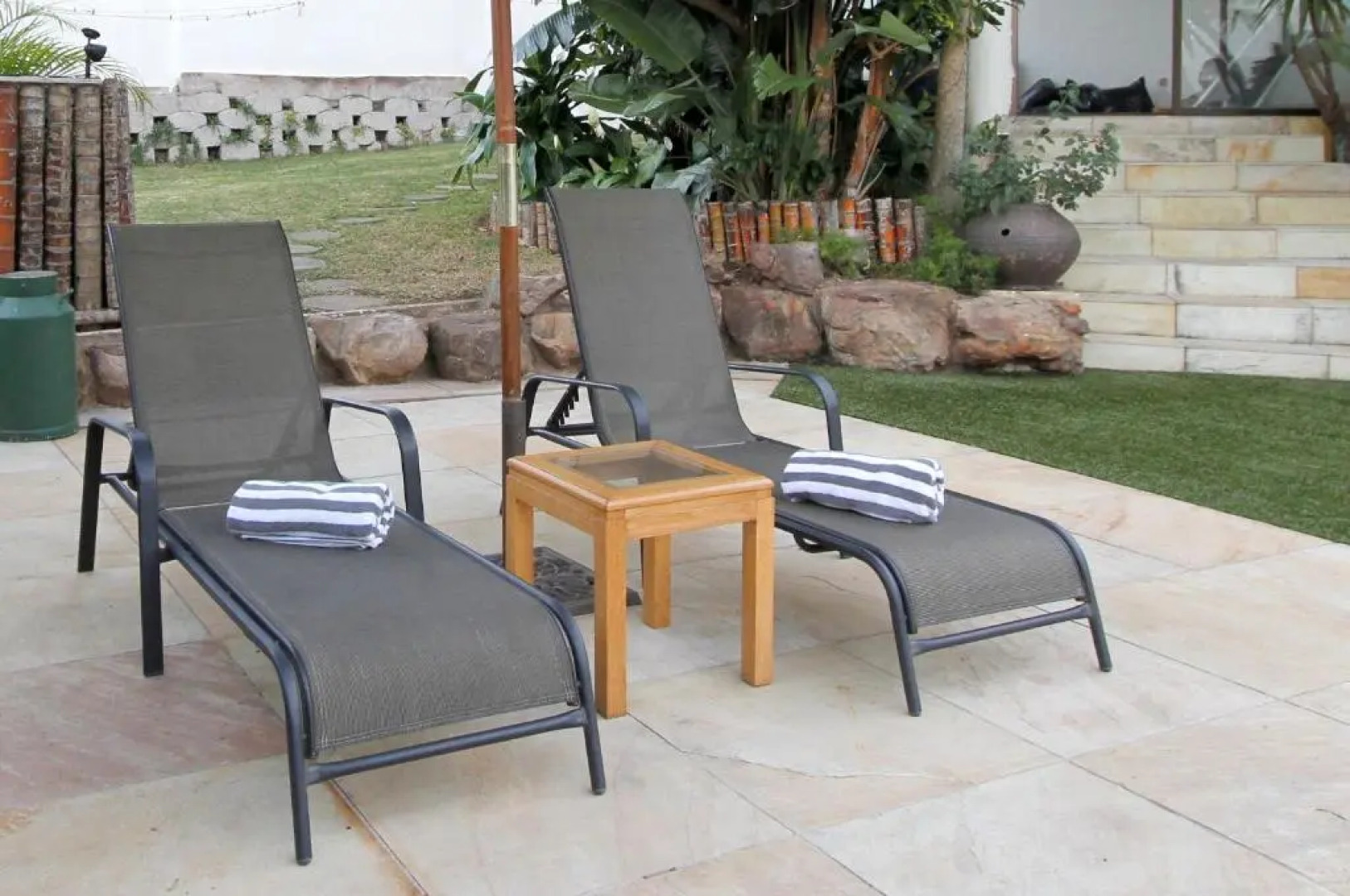 La Dolce Vita Guest House