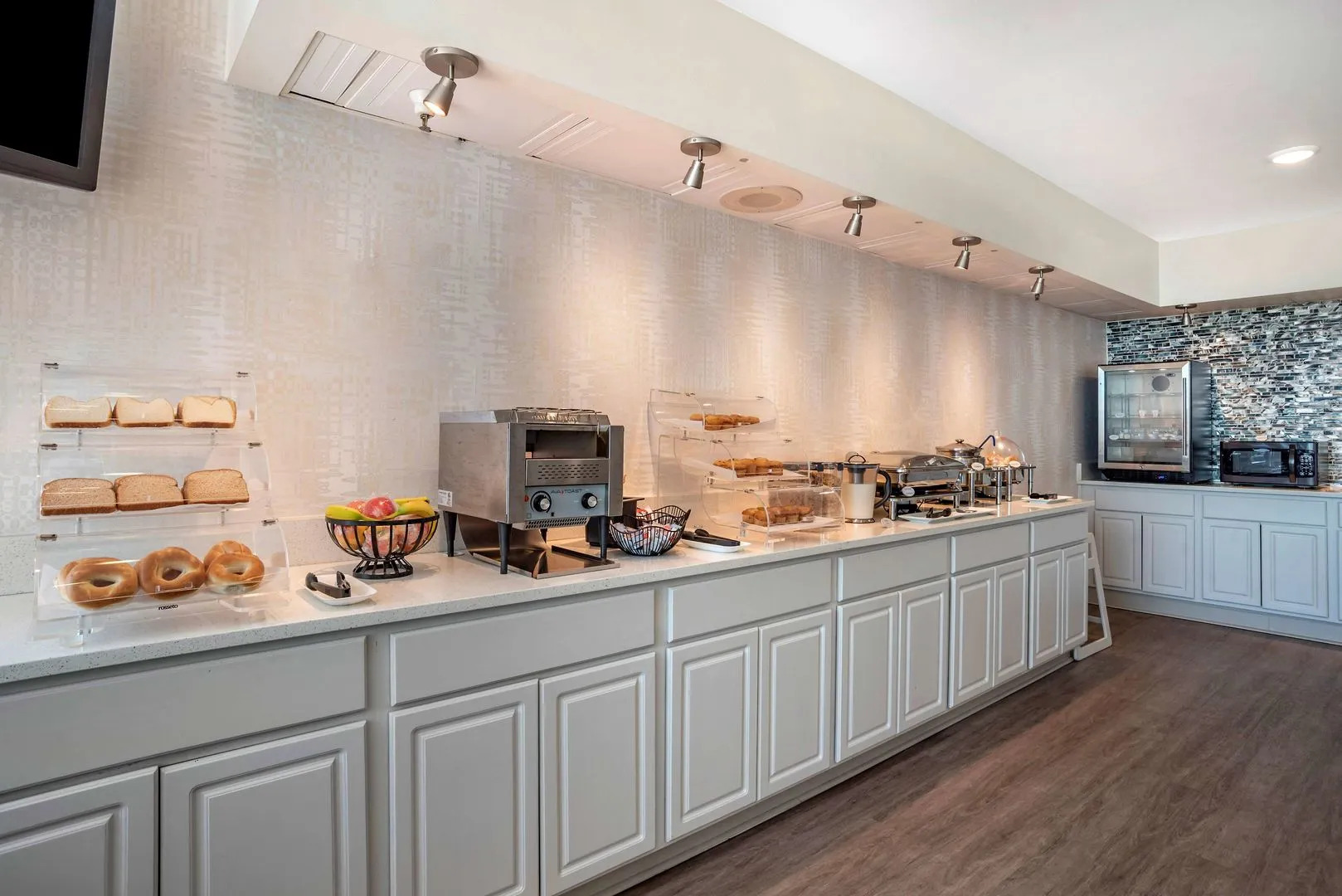 Best Western Navarre Waterfront