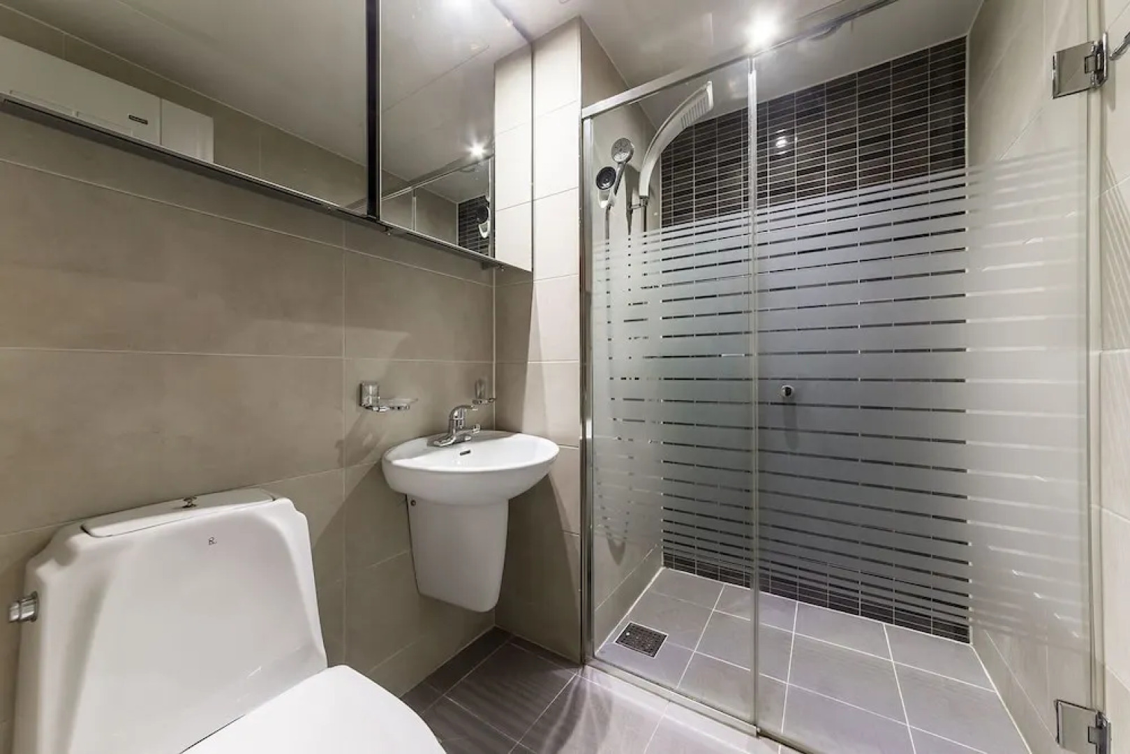 PyeongTaek Port Co'op Stay