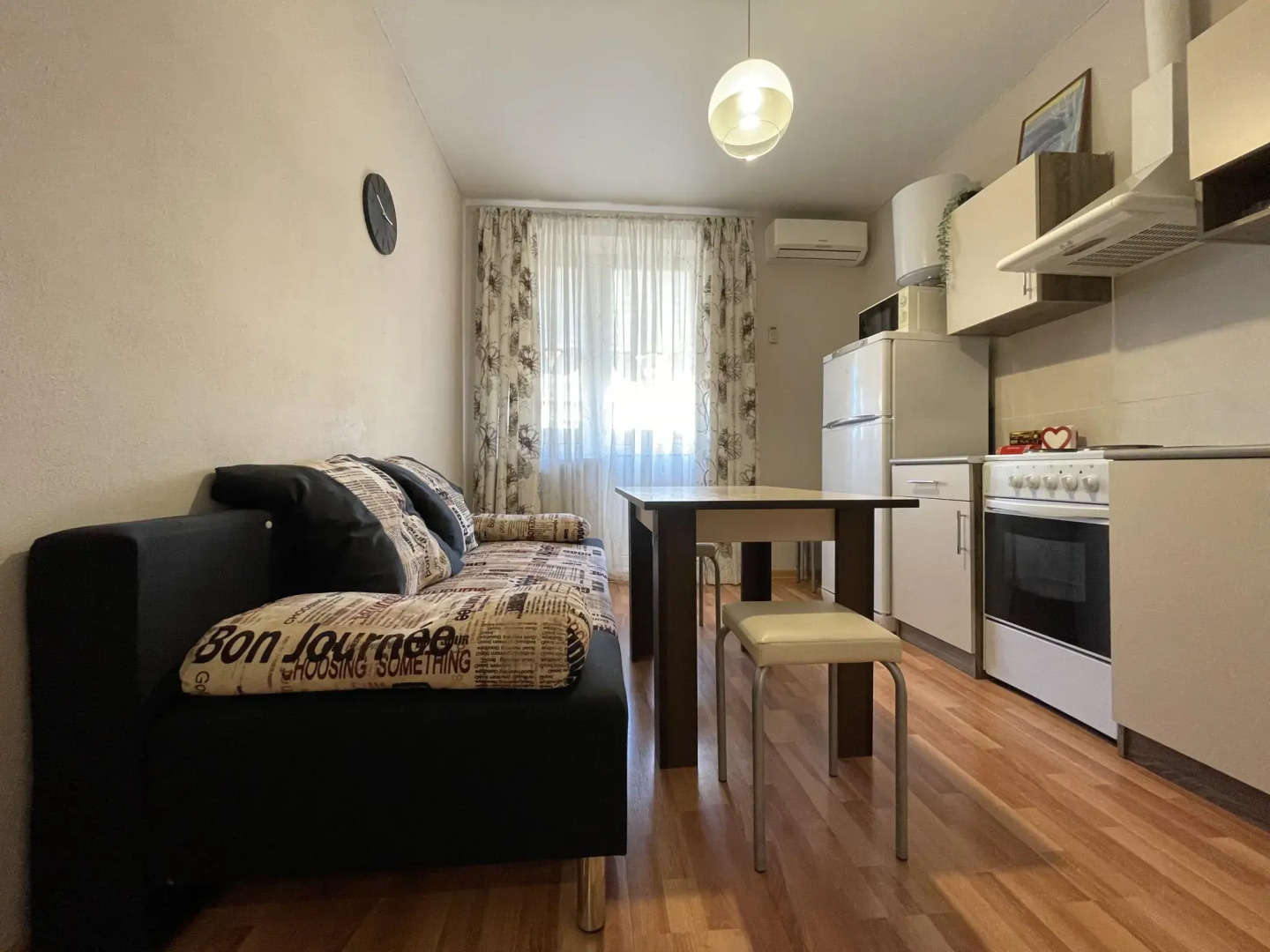 Ваш Комфорт Апарт на улице Гидростроителей