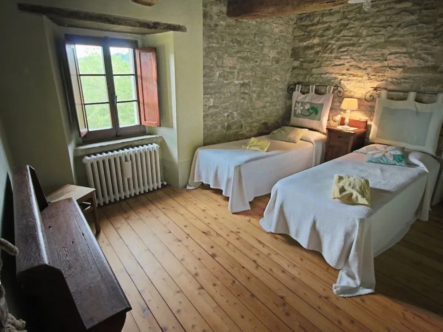 Farmhouse in Apecchio With Pool and Terrace