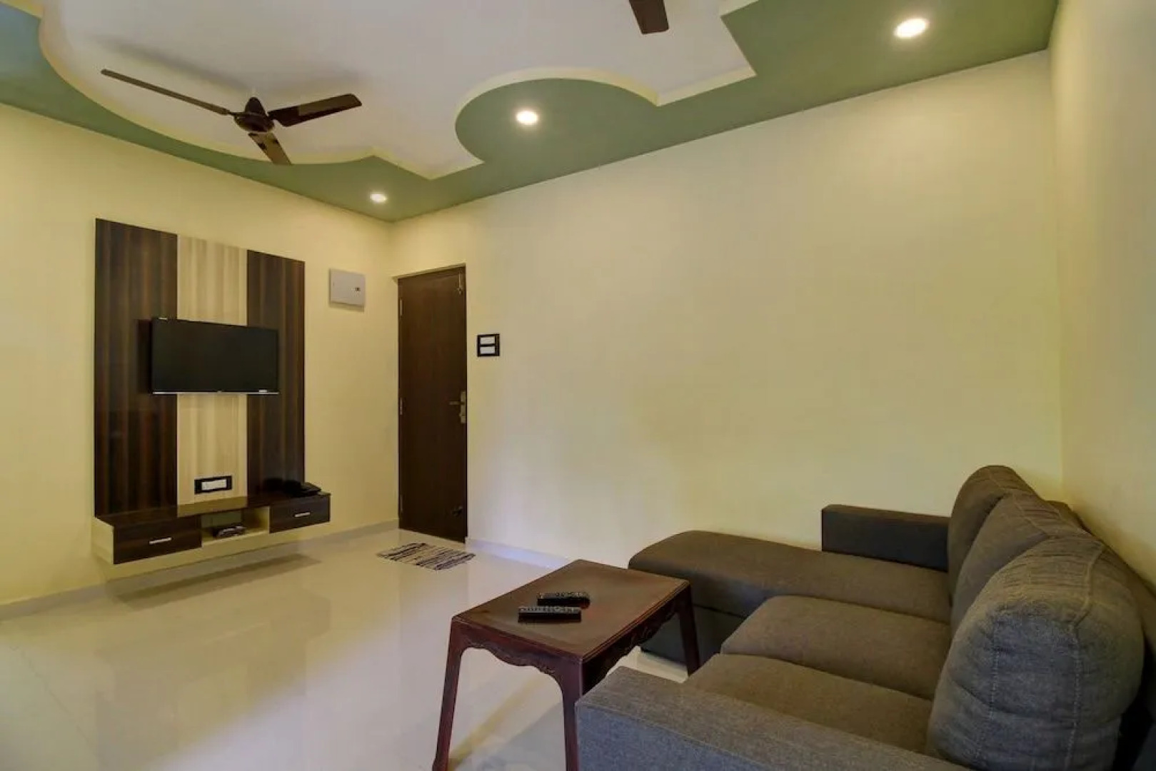 Oyo 22512 Krishna Kausthubha Service Apartment