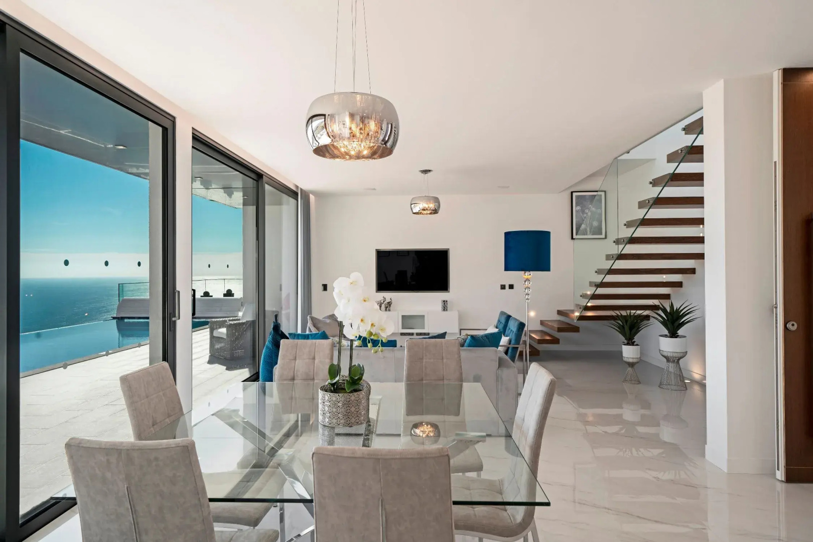 Luxury dream villa, magnificent 360º views of hills, coast and sea | Seacrest