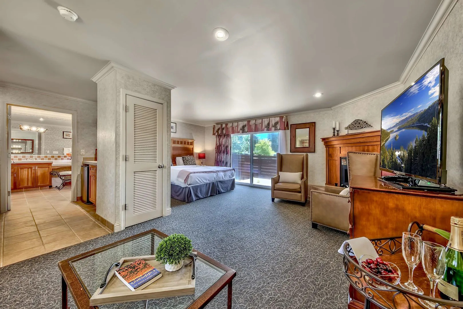 Forest Suites Resort at Heavenly Village