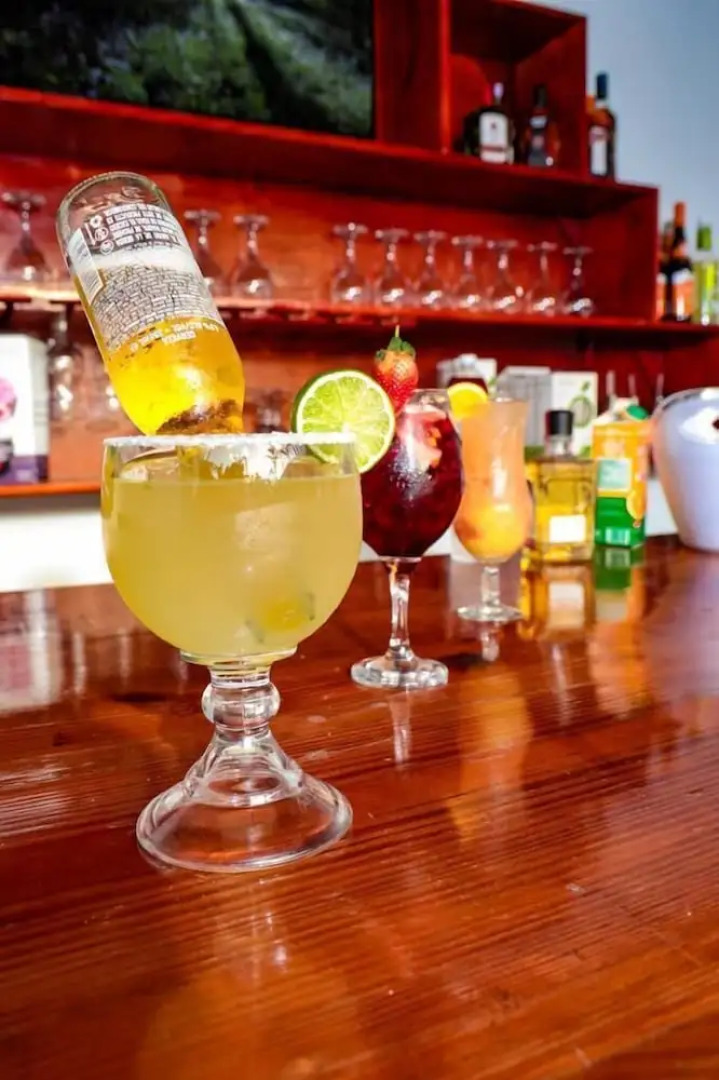 The White Rock Hotel BB