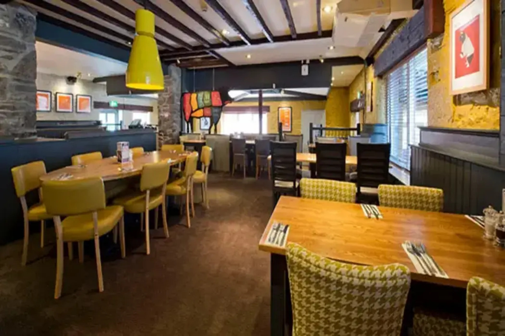 Premier Inn Dundee West