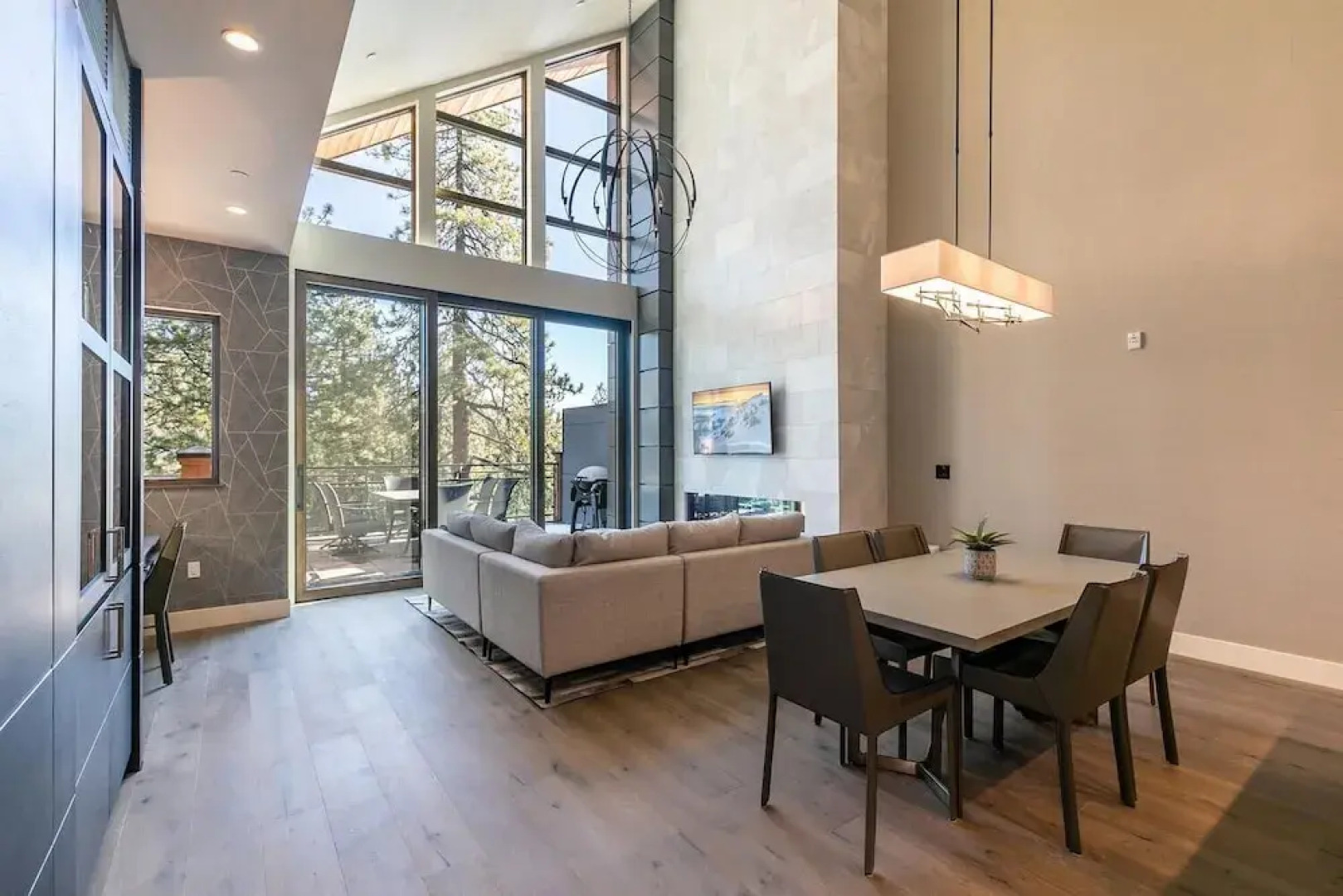 Crystal Bay Penthouse 301 3 Bedroom Condo