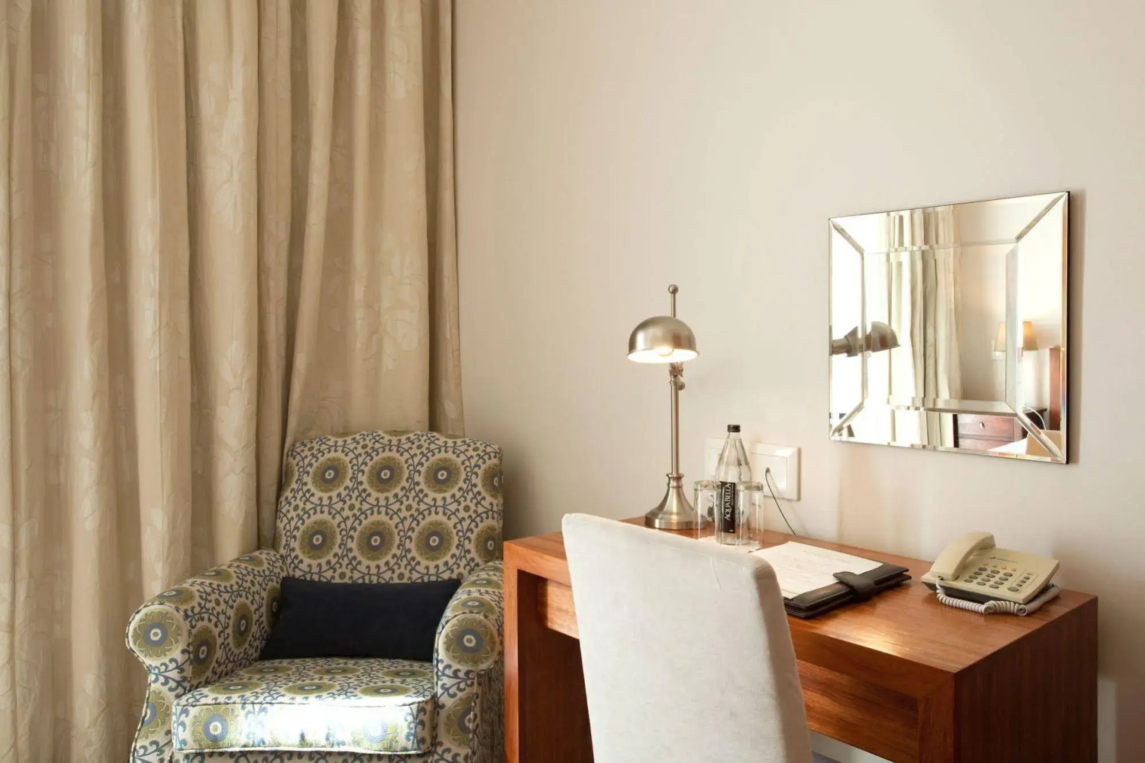 Cascade Country Manor