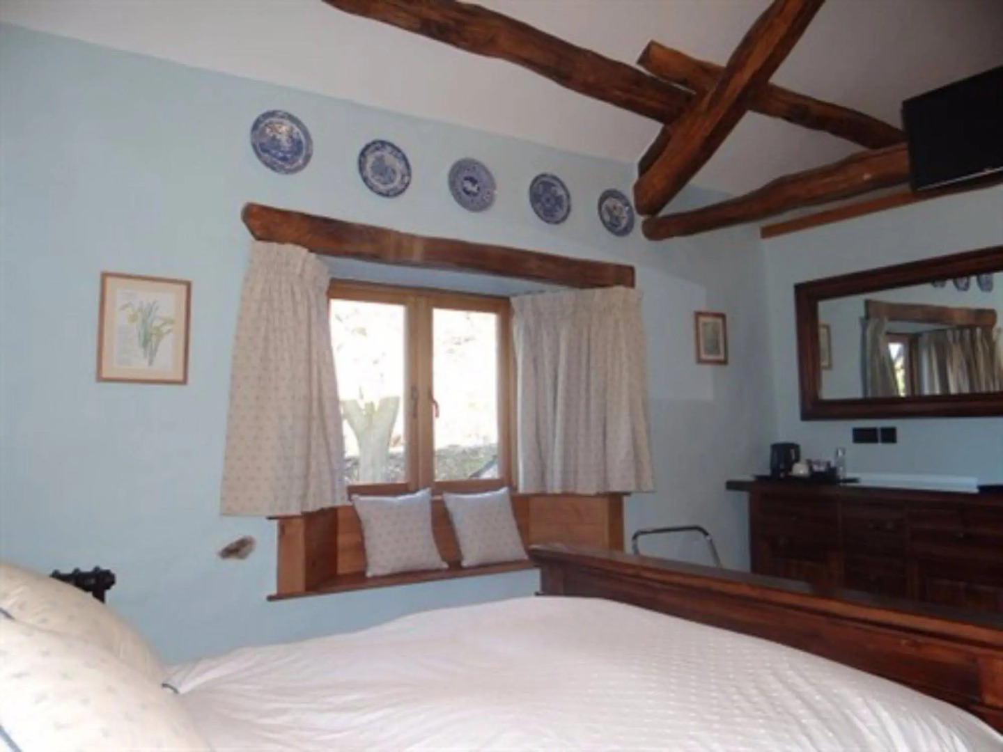 The Wayside and Whisky Barn