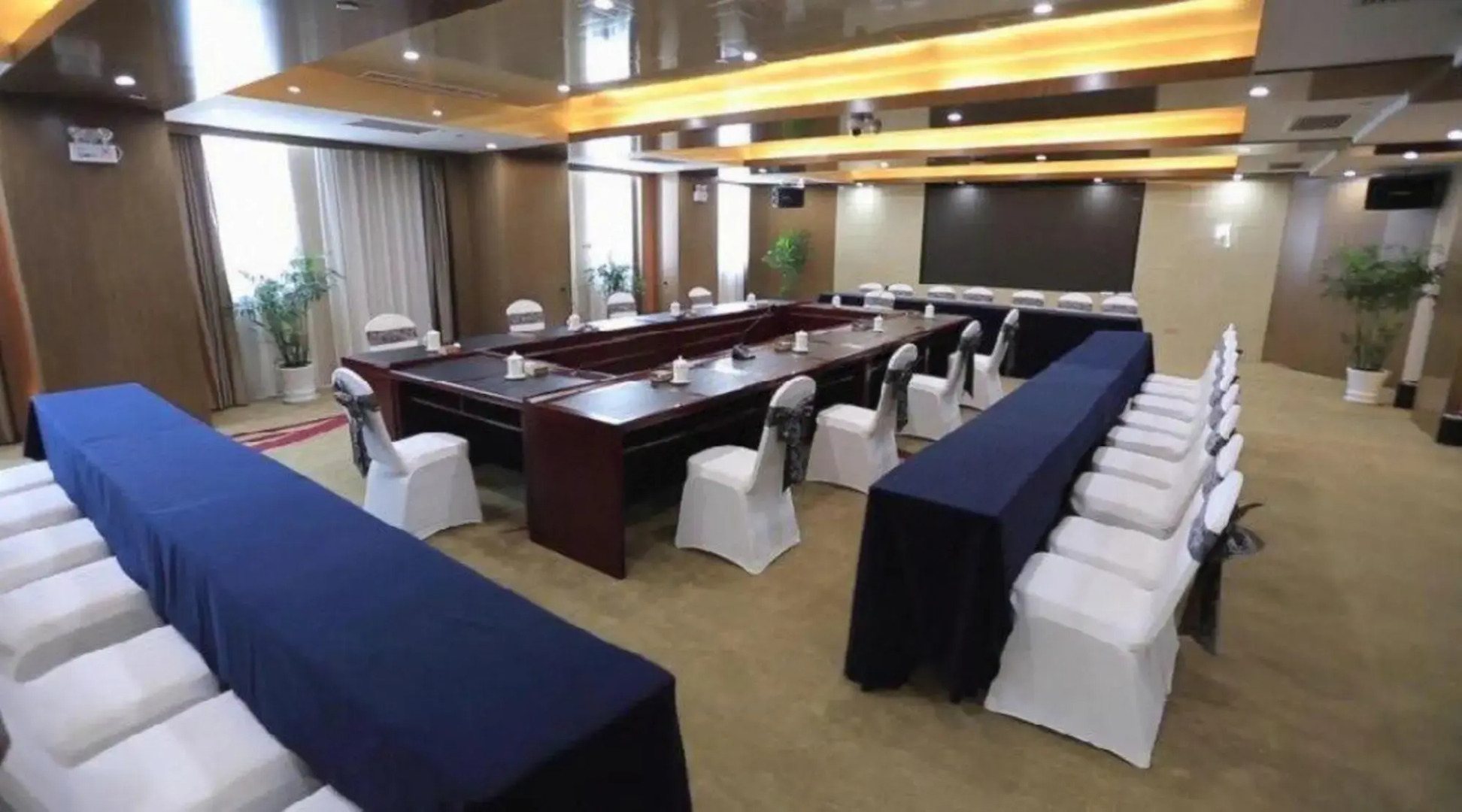 Zhongmao International Hotel