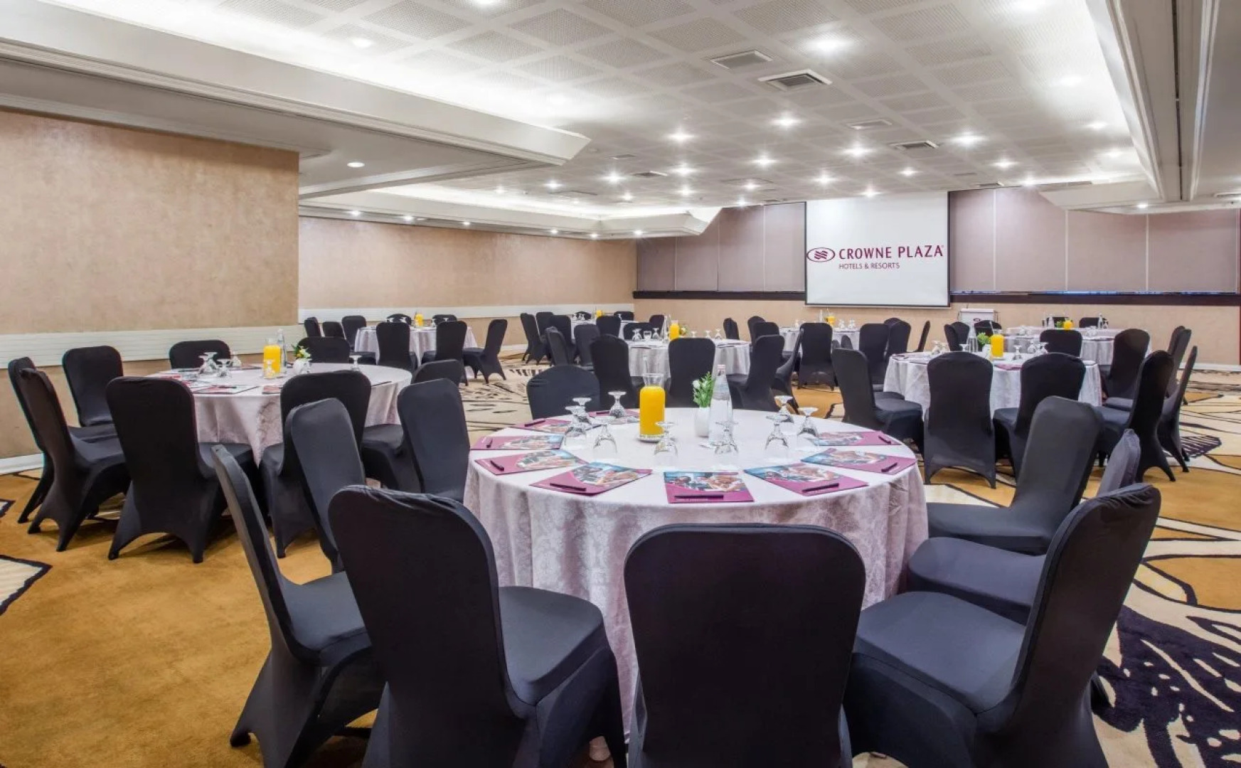 Crowne Plaza Tel Aviv Beach by IHG