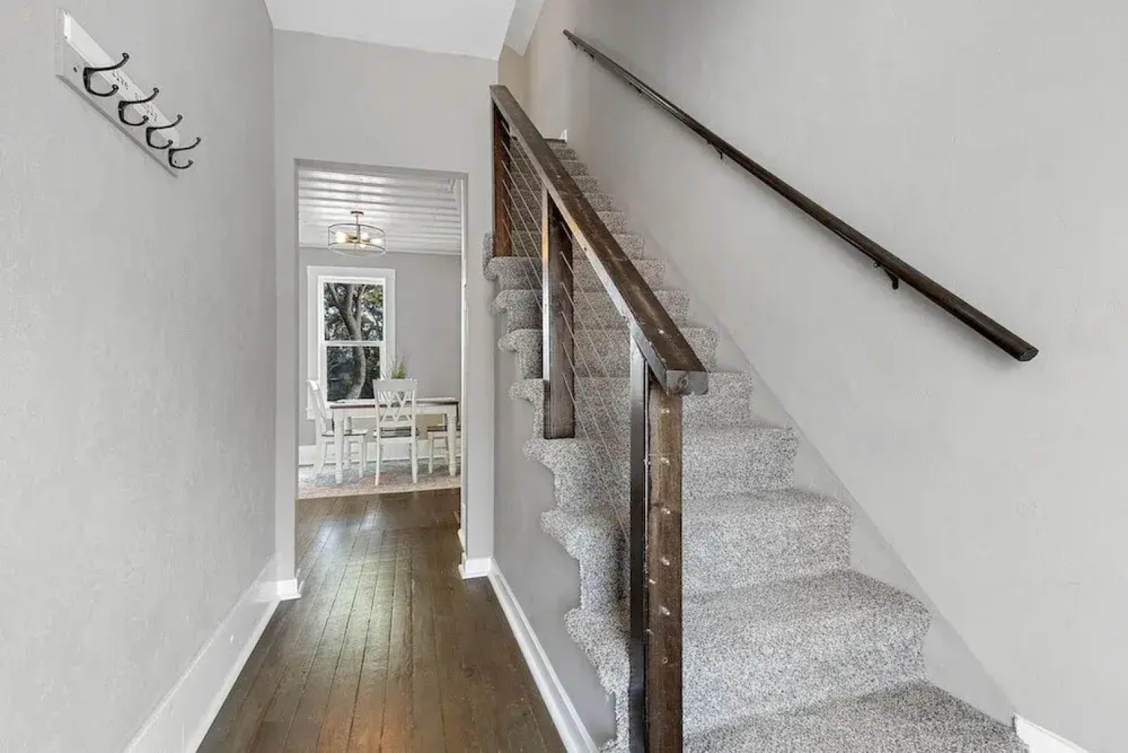 Lazy River Villa - Hottub Fenced Yard Sleeps 11