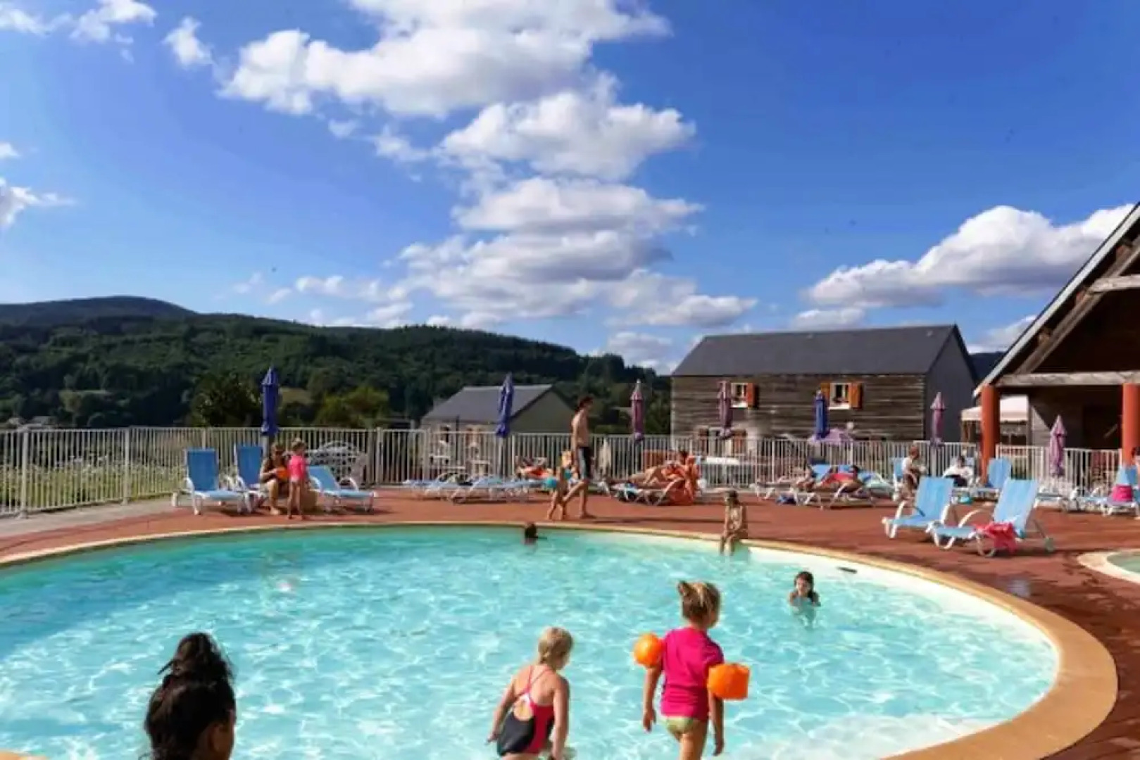 Apartment With 2 Bedrooms in La Salvetat sur Agout, With Wonderful Lak