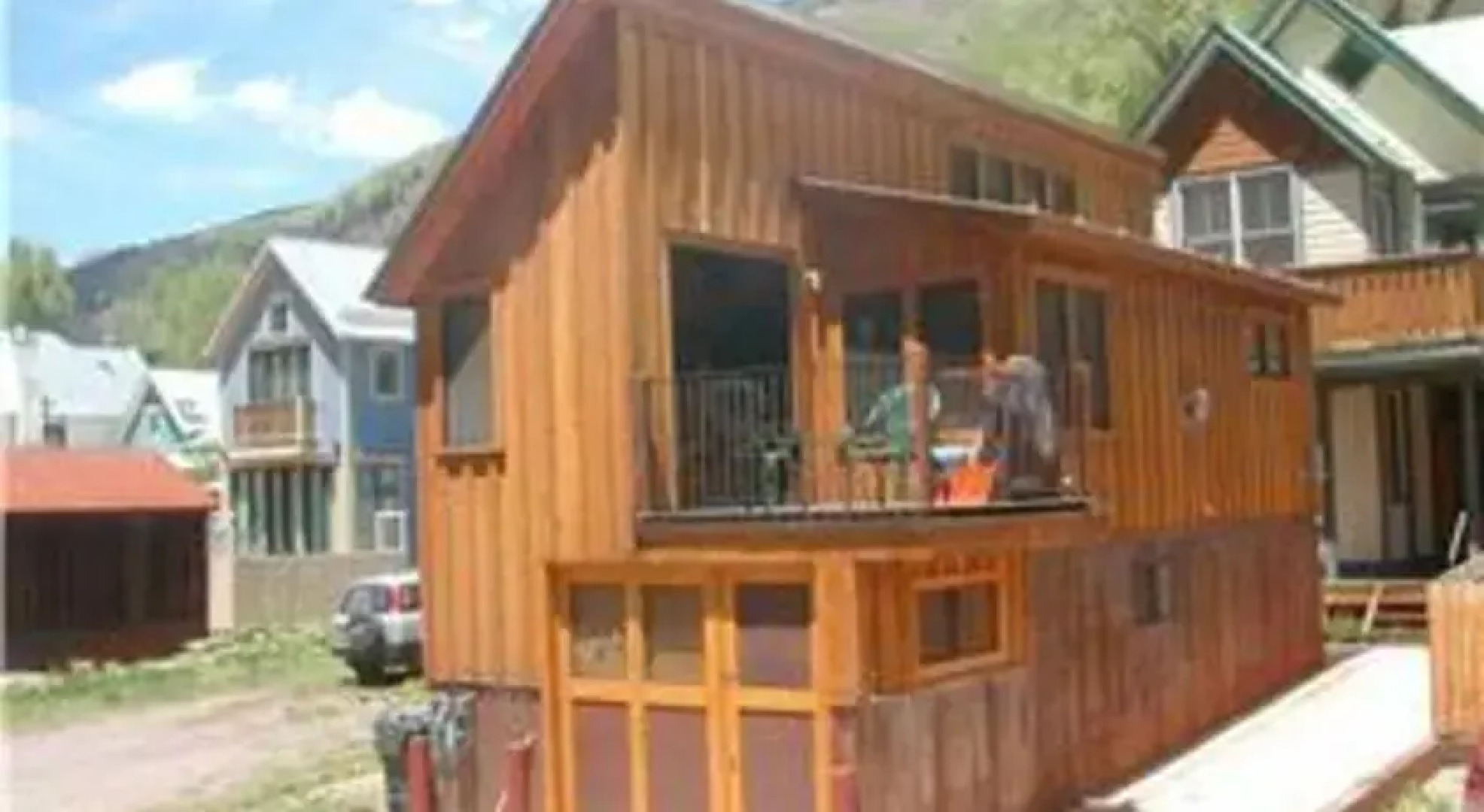 RedAwning Wood Residence