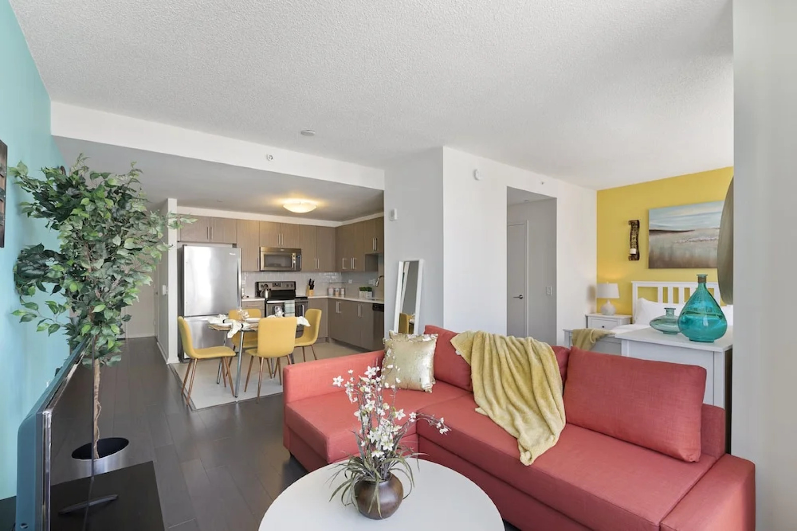 Skyline Luxury Home Suites at Newport II