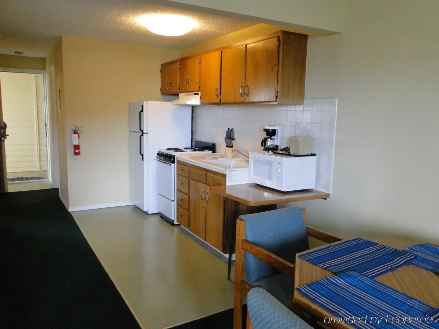 Ocean Shores Inn & Suites