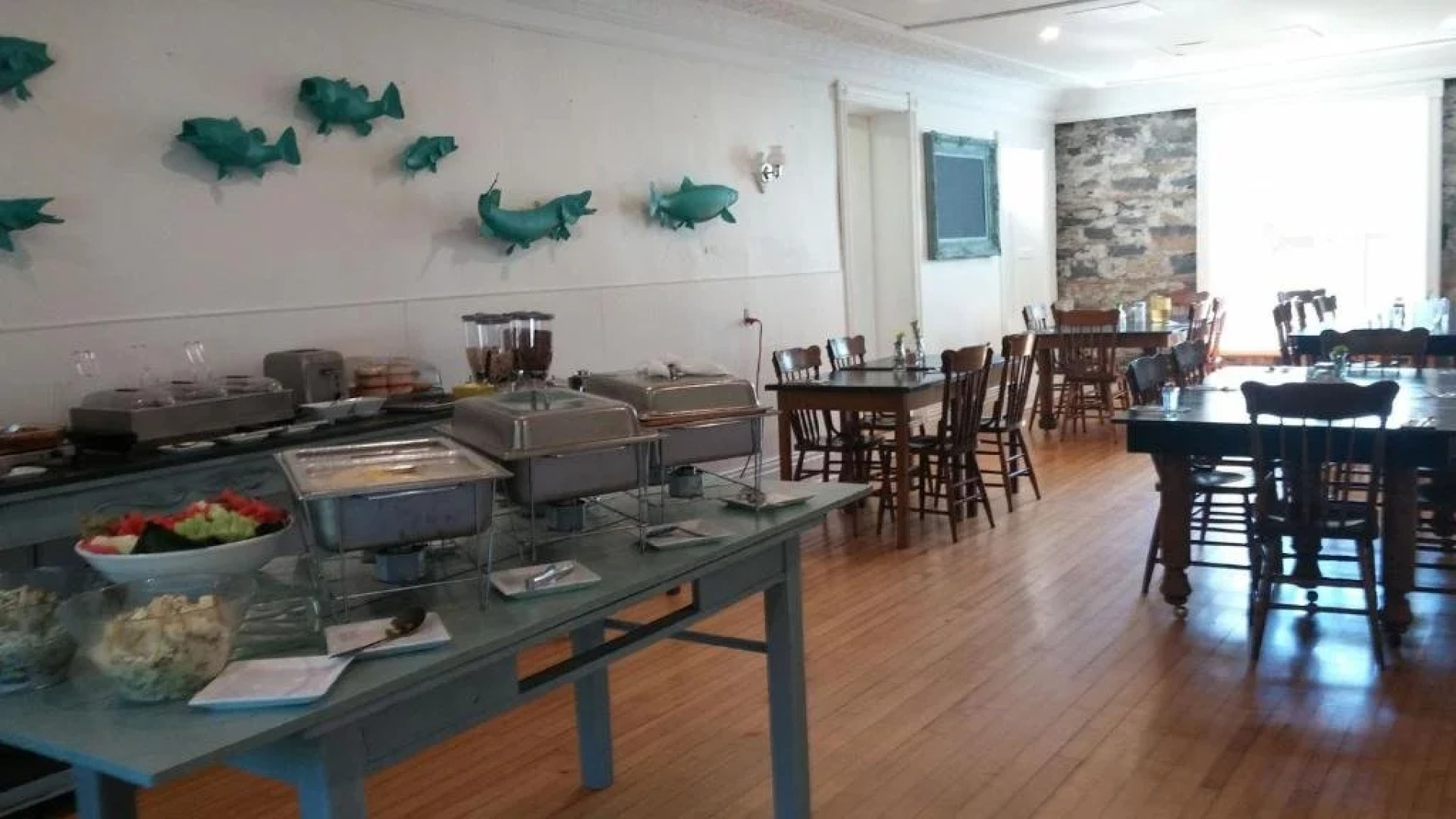 Holiday Country Manor