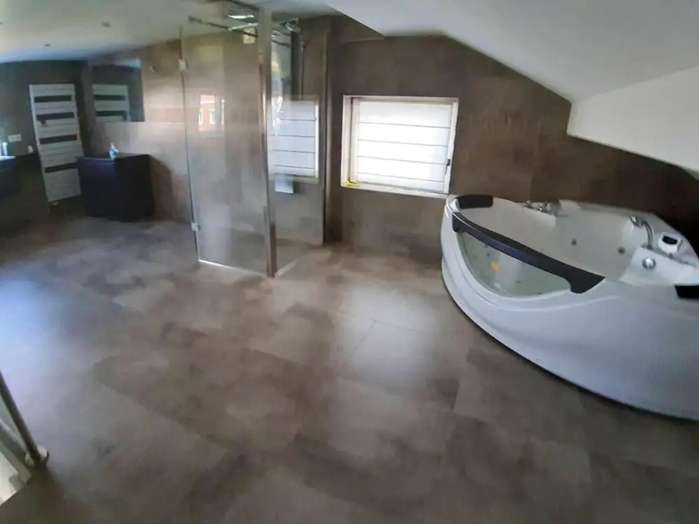 Villa with 3 Bedrooms in Waterloo, with Furnished Terrace And Wifi