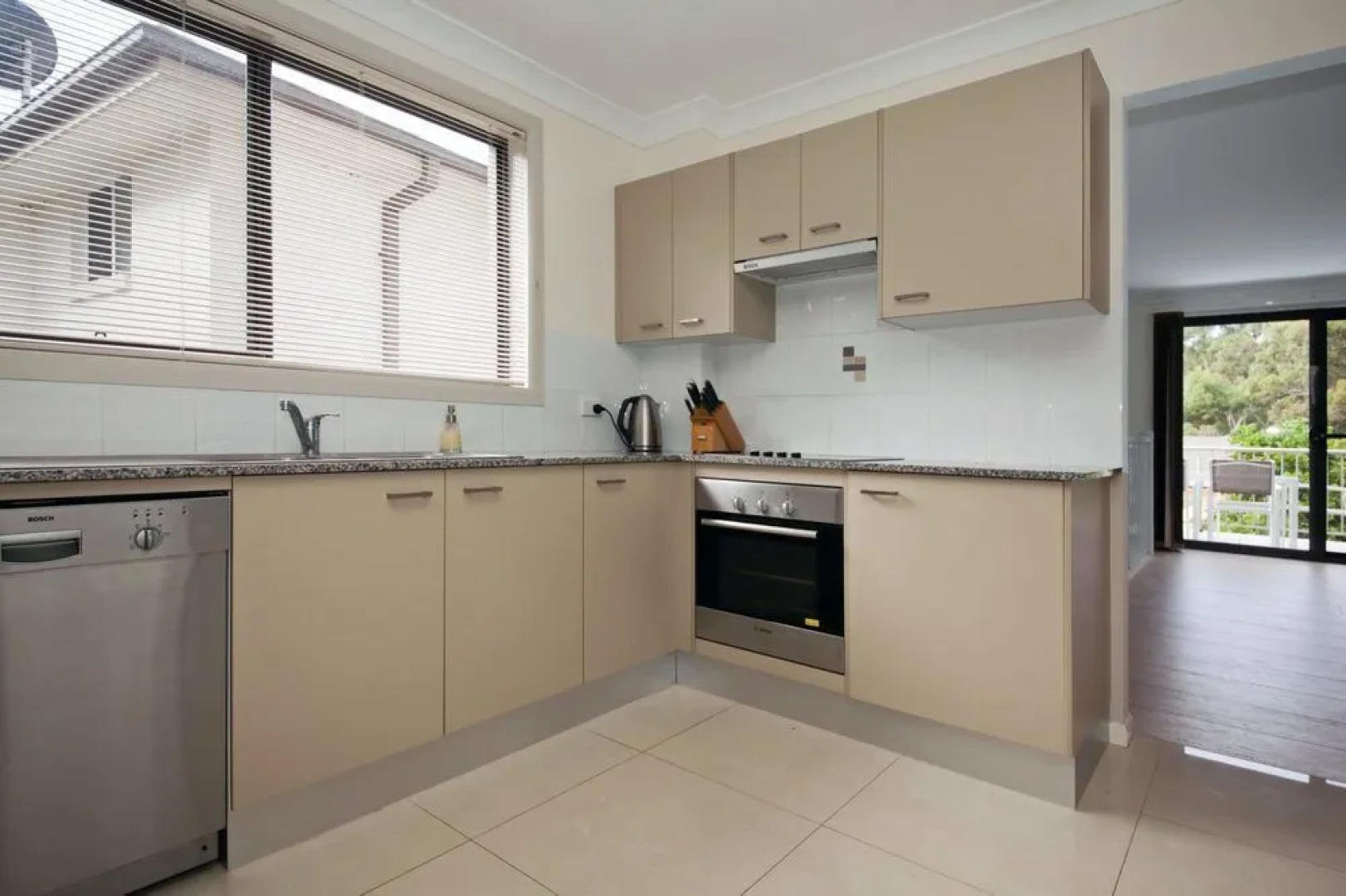 Lagoons Estate, 22 Coventry Place