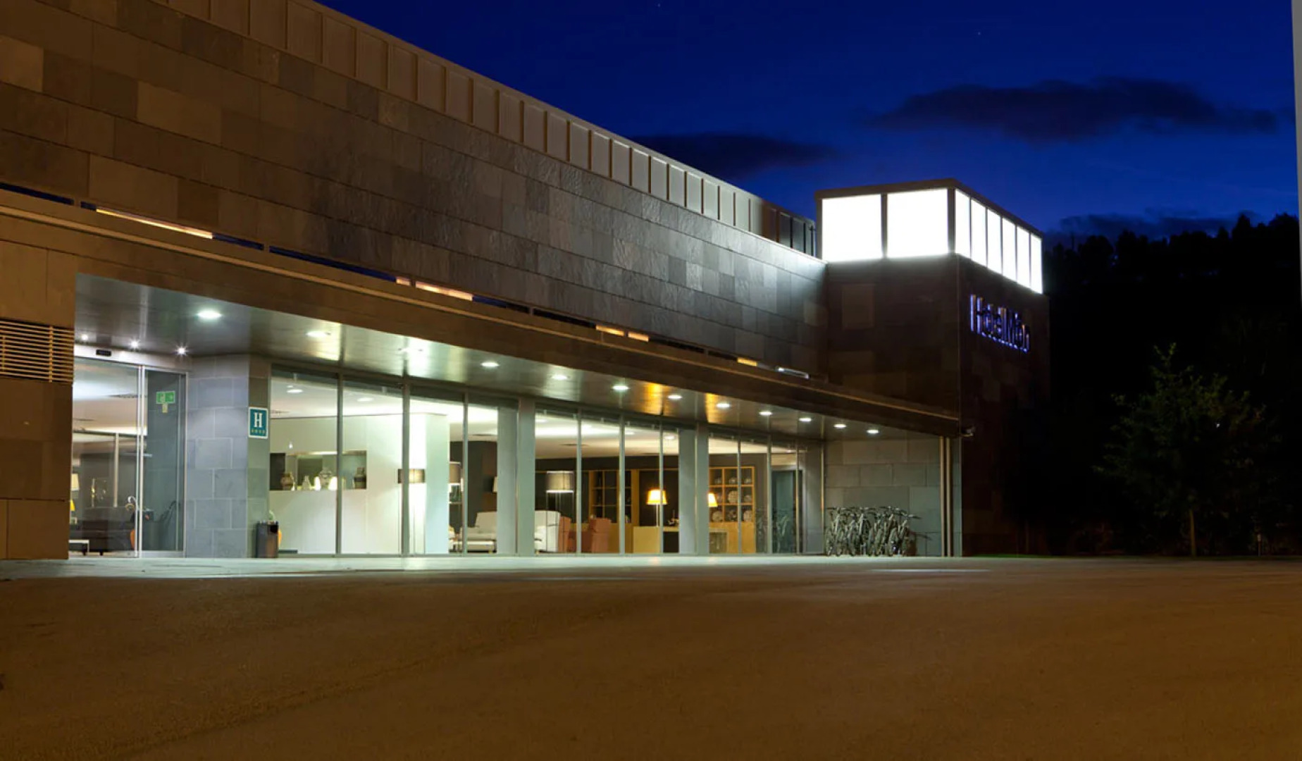 Hotel Món Sant Benet