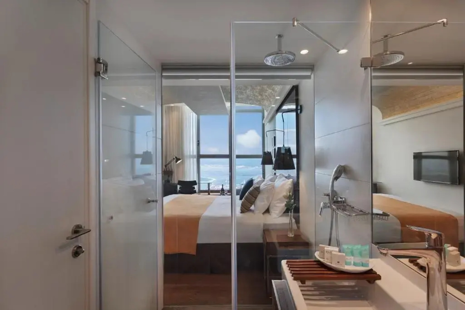 Bay View Haifa Hotel