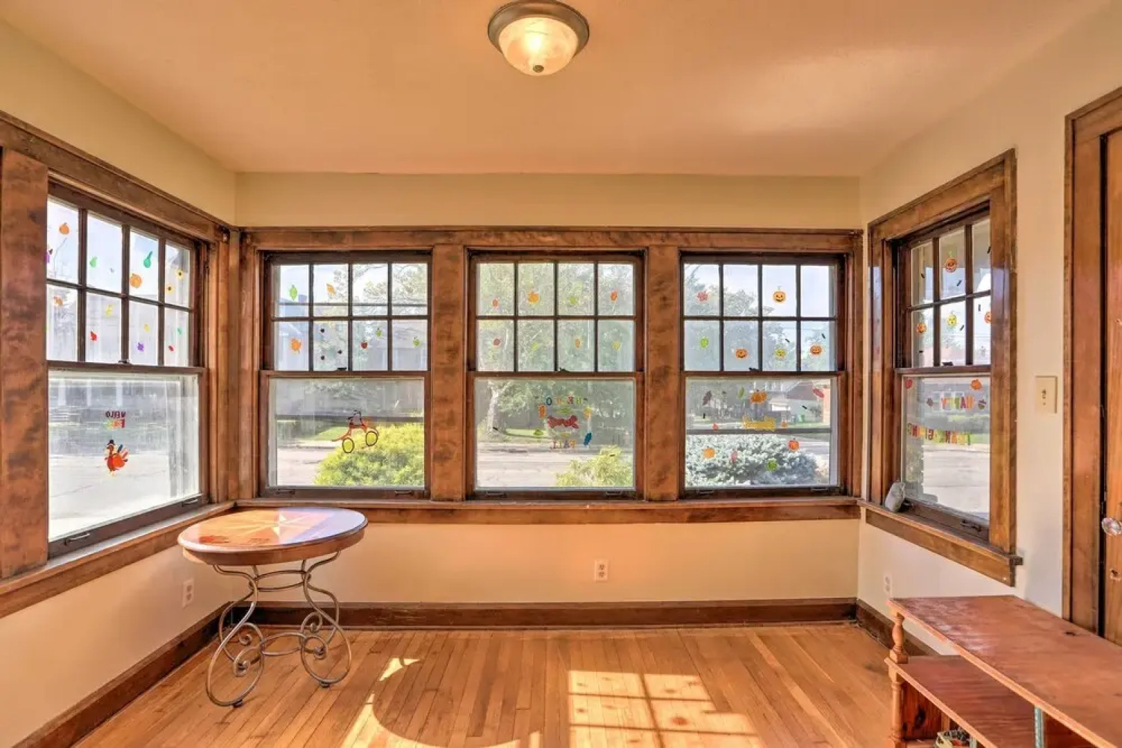 Cleveland Area Home w/ Deck < 10 Mi to Dtwn!