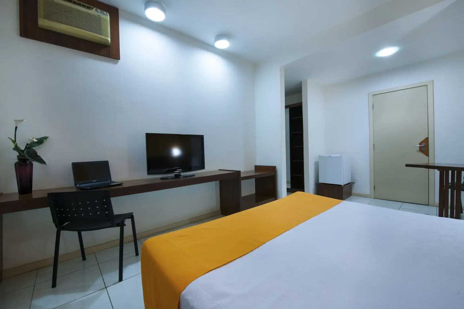 Alice Vitória Hotel Arte by Nobile