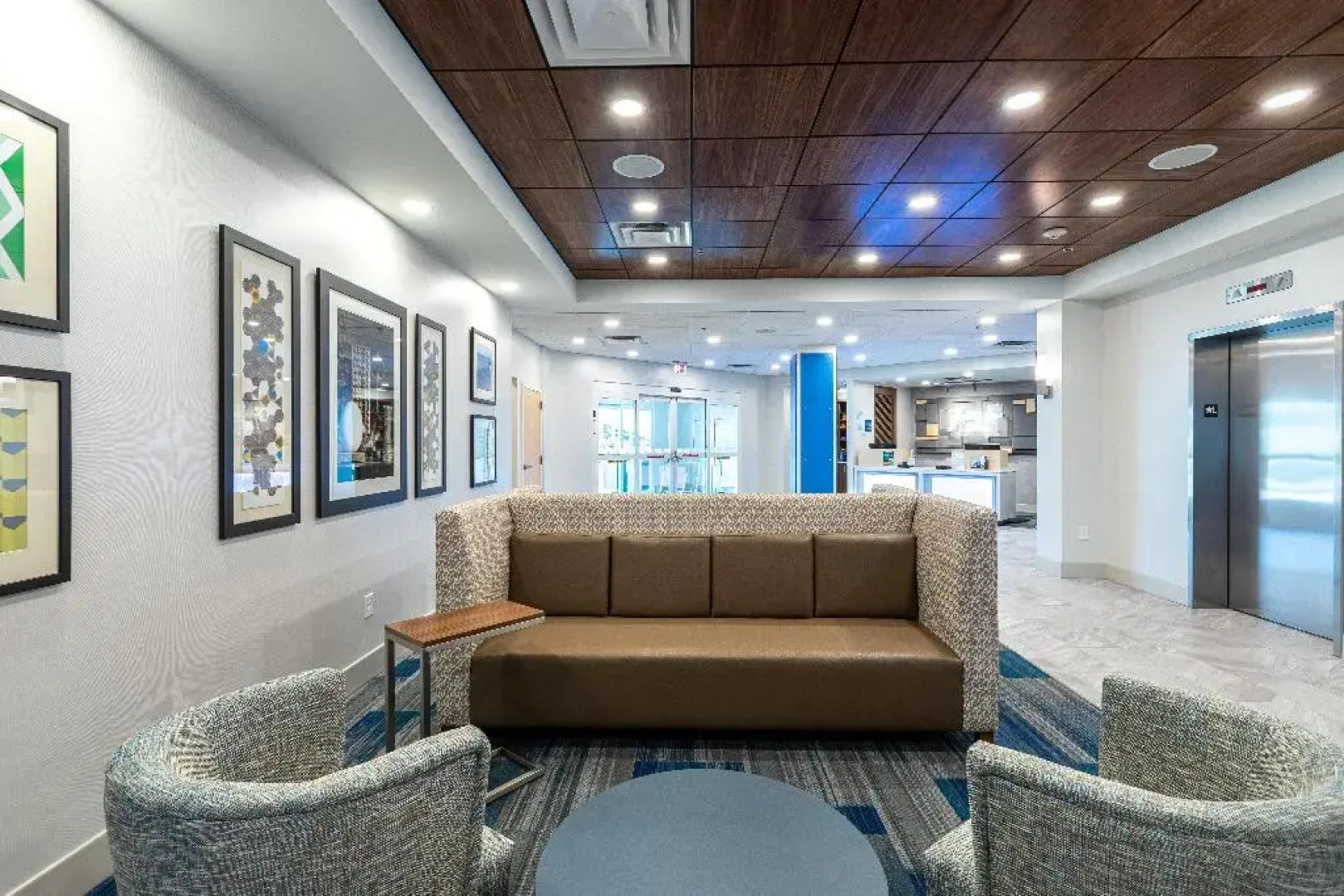 Holiday Inn Express & Suites Asheville Downtown by IHG