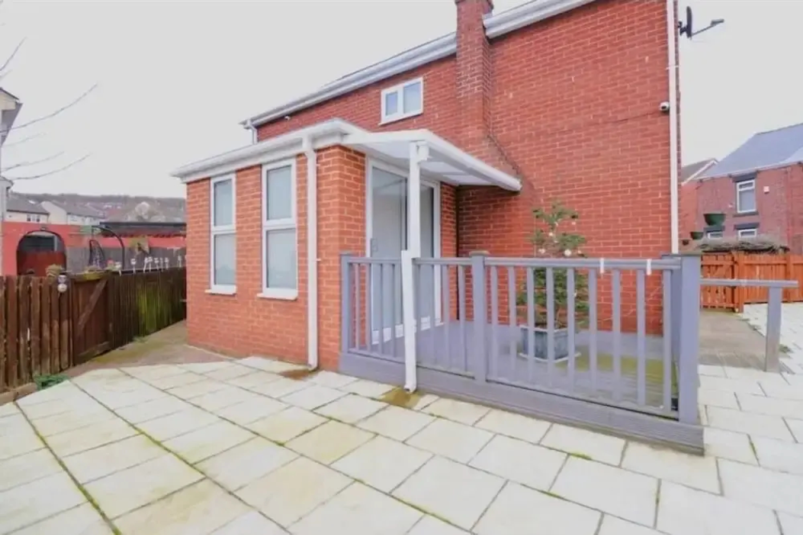 Spacious 6 Bedroom Family House