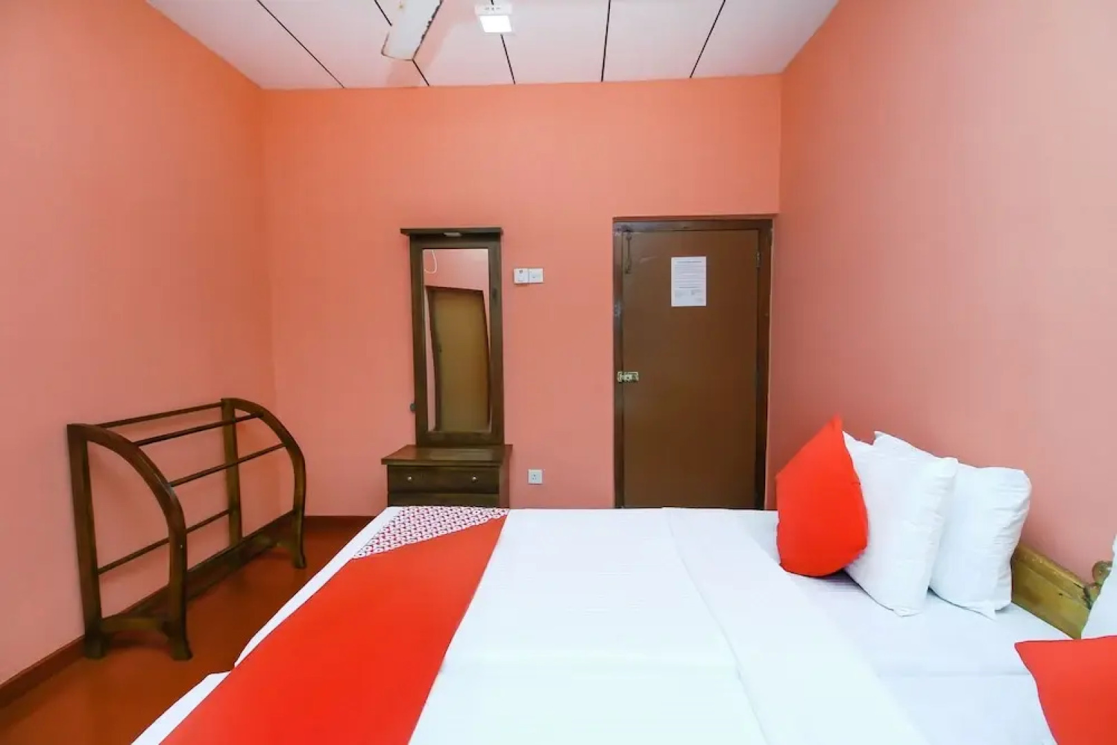 OYO 397 Sea Beach Inn