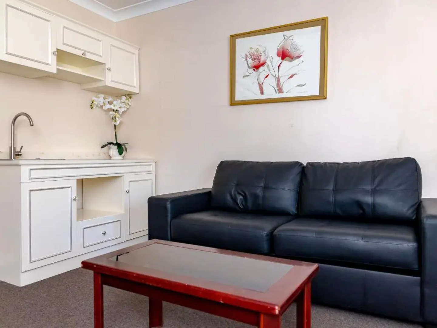 Charbonnier Motor Inn