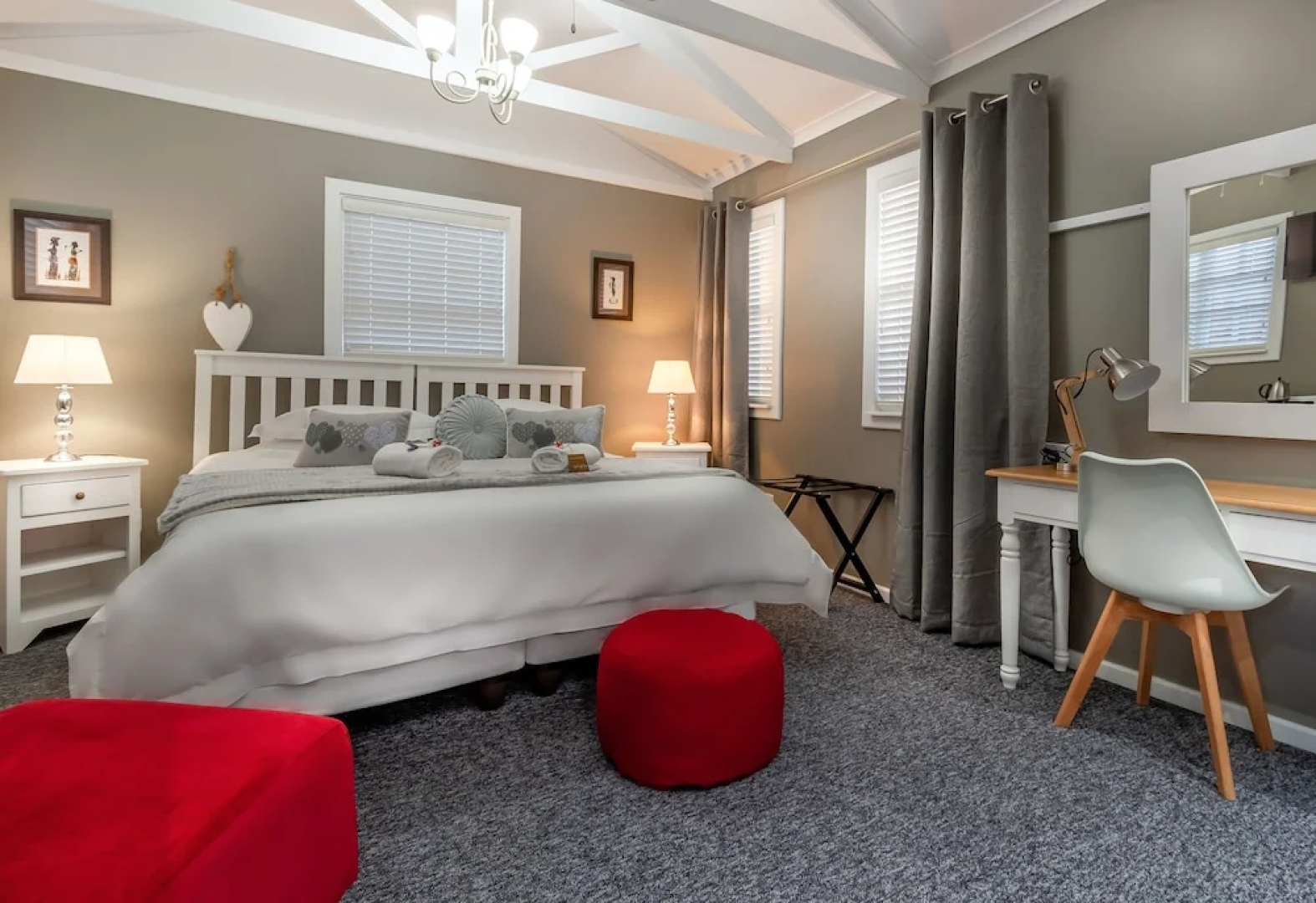 The Owls Inn Country Villa's