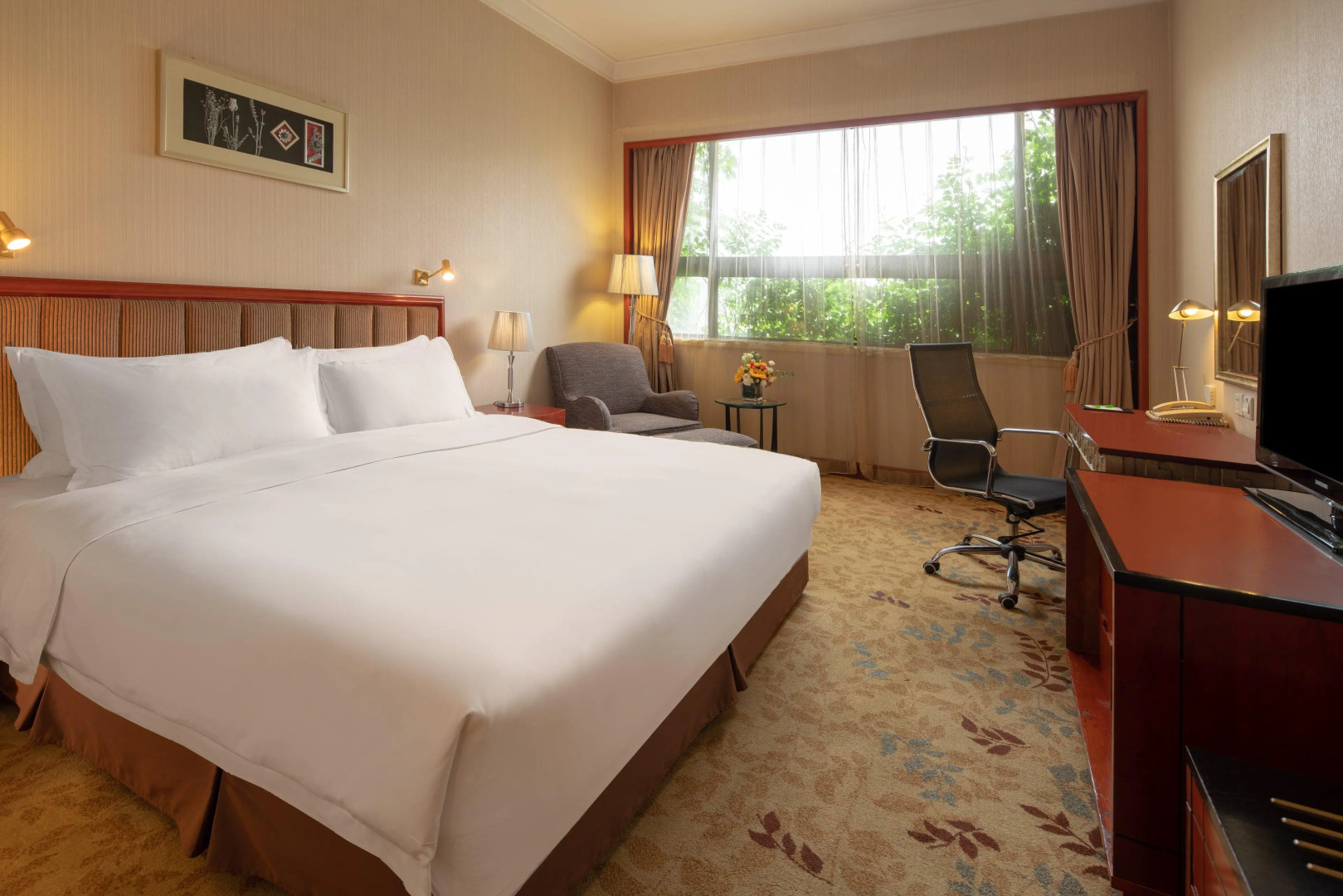 Holiday Inn Zhengzhou by IHG